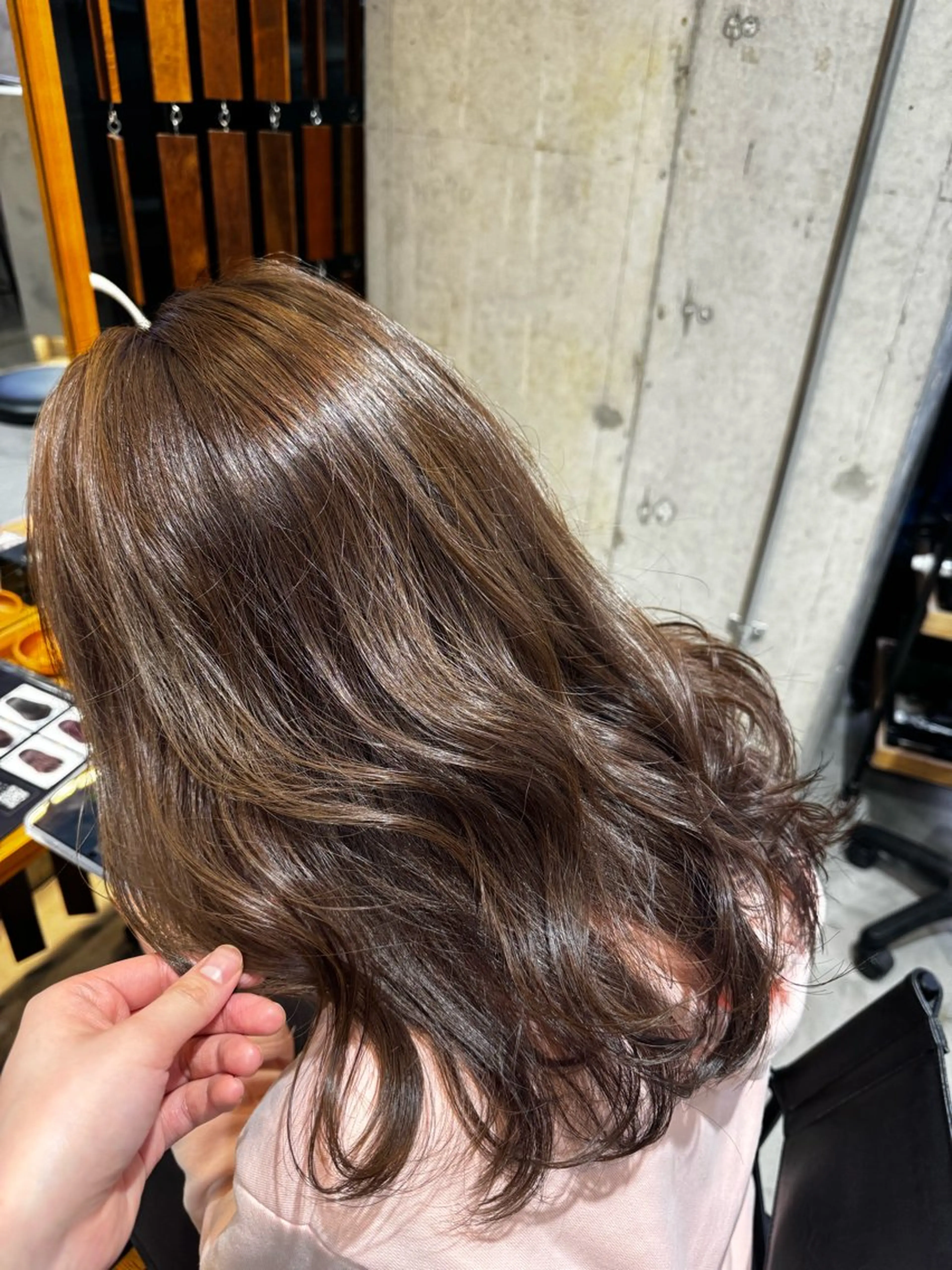 ロング 山本 望華のヘアスタイル