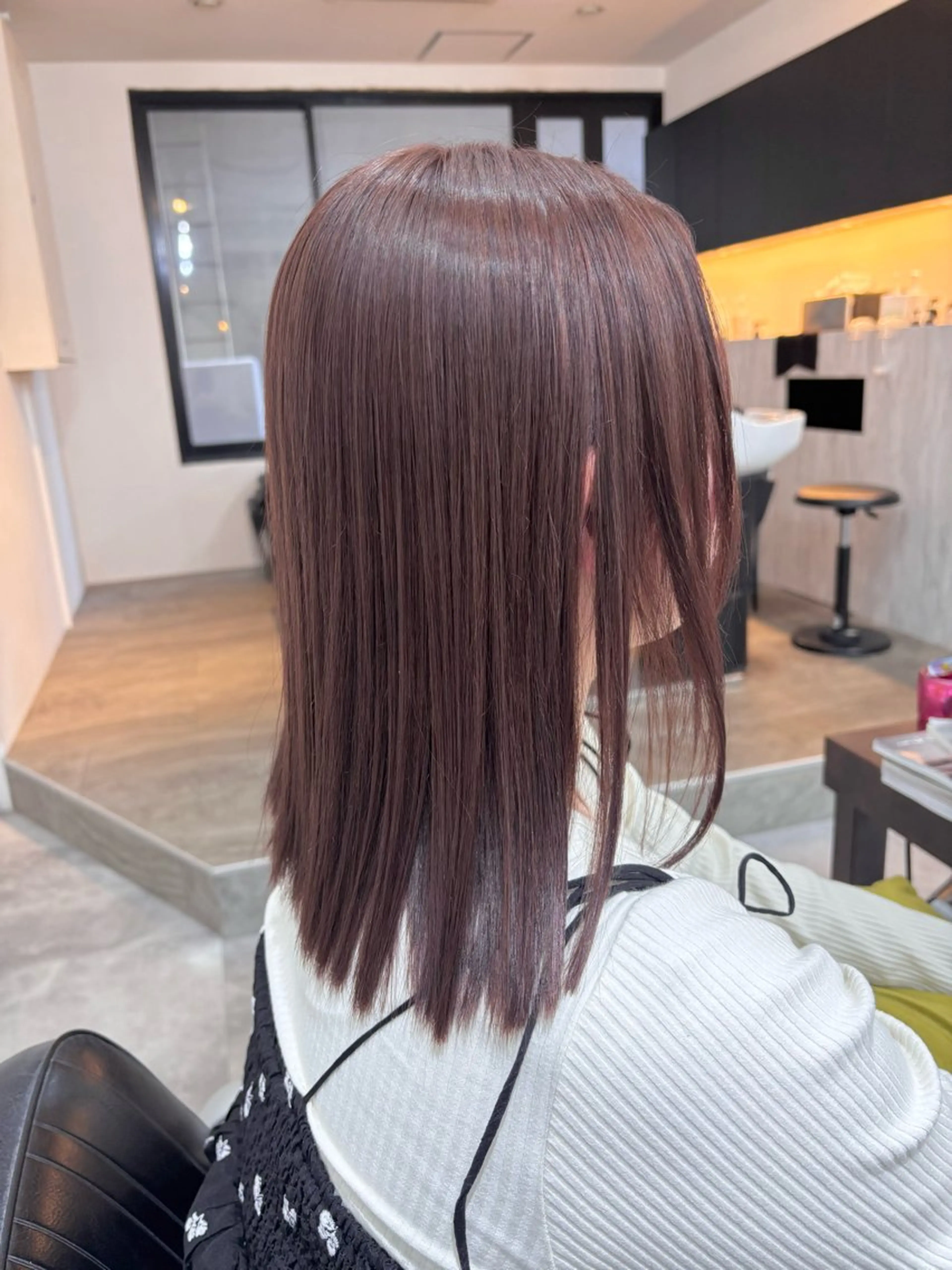 セミロング 縮毛矯正 カット 縮毛矯正 ショート/ボブ /髪質改善縮毛矯正のヘアスタイル