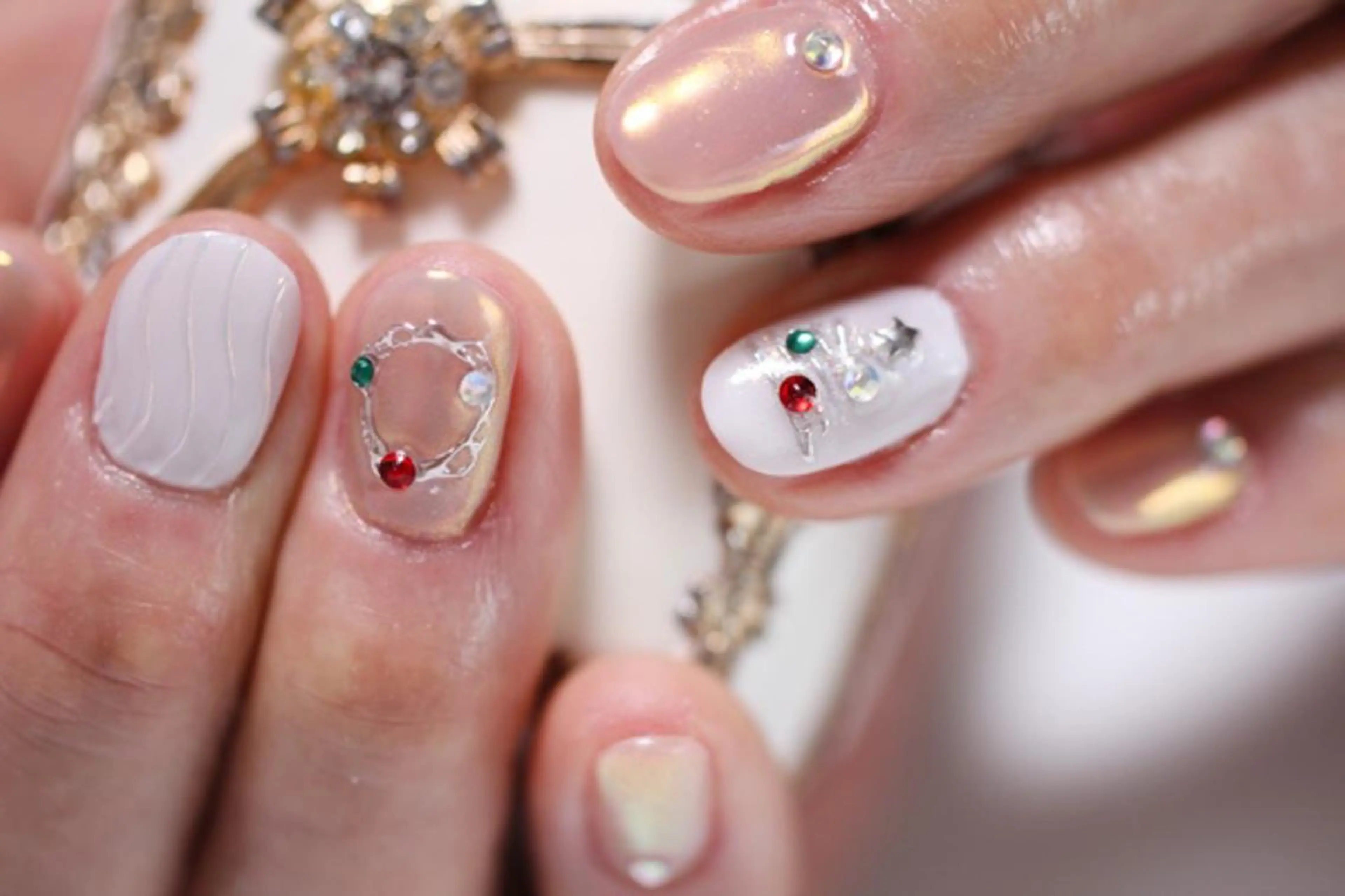 ネイル アートネイル ジェルネイル ミラーネイル 冬ネイル クリスマス ママリンド　志村坂上店所属・しみ えんのネイルデザイン