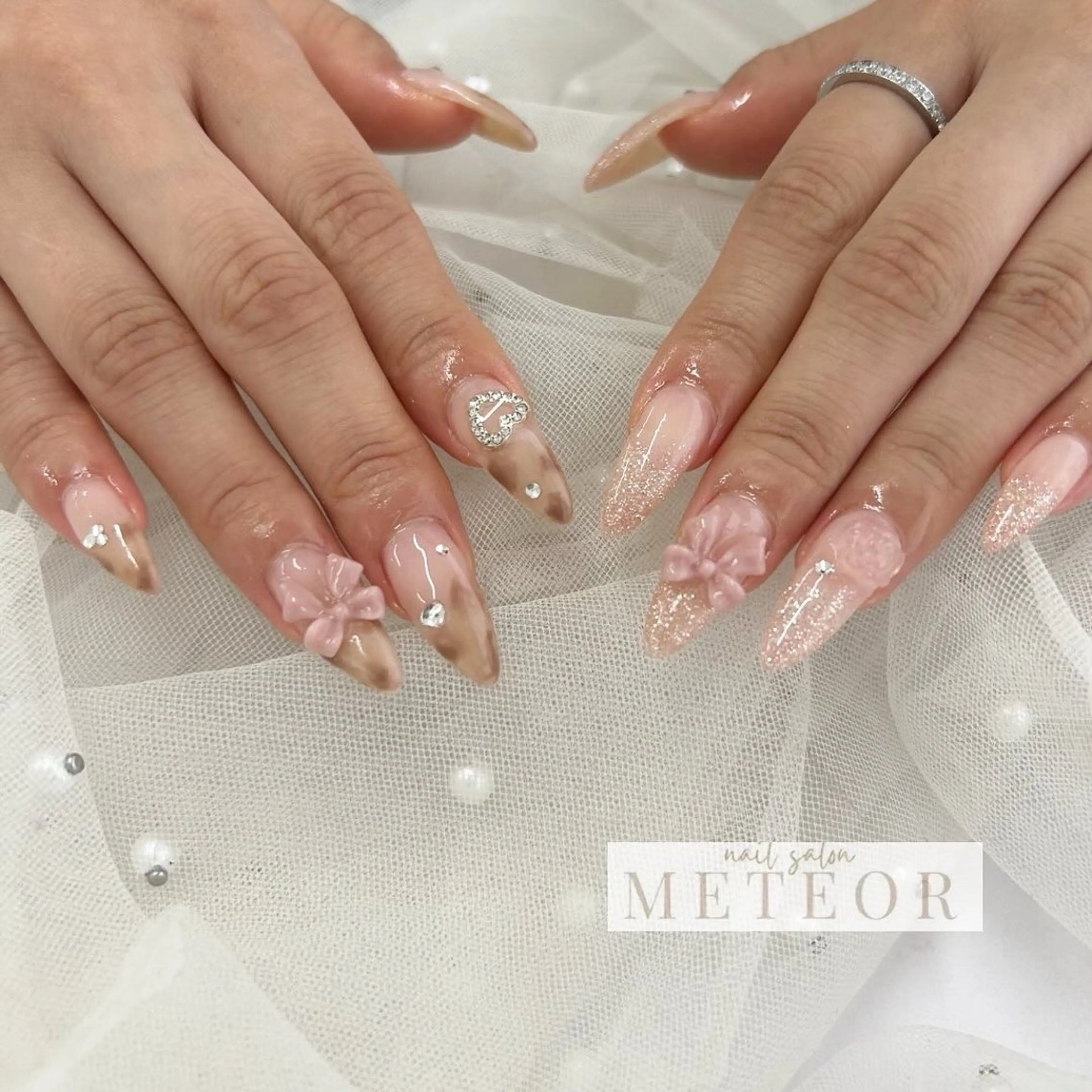 ネイル アニマル柄 リボン ハンドネイル nailsalon meteor所属・METEOR💫 staffのネイルデザイン