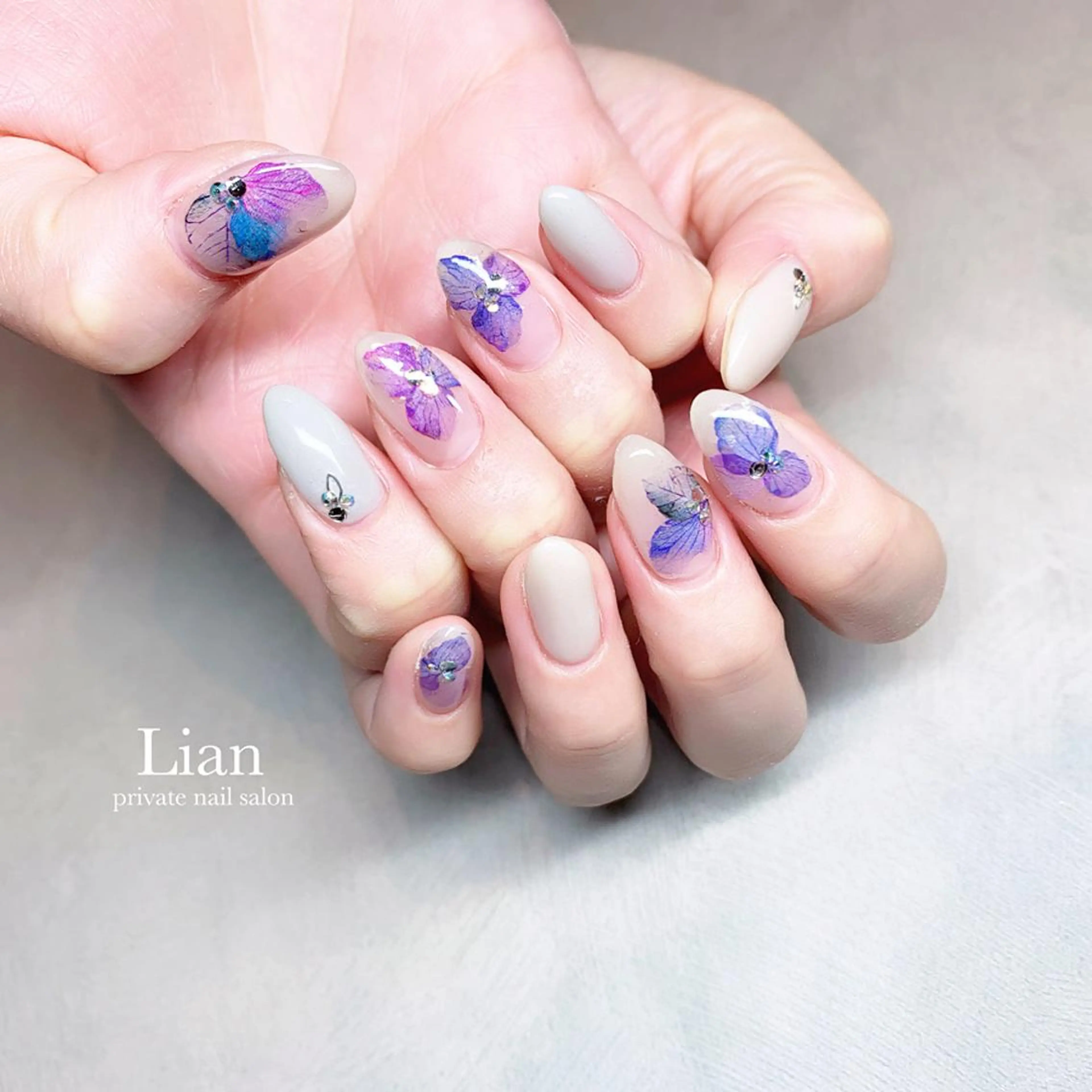 ネイル フラワーネイル シンプルネイル nailsalon Lenoaのネイルデザイン