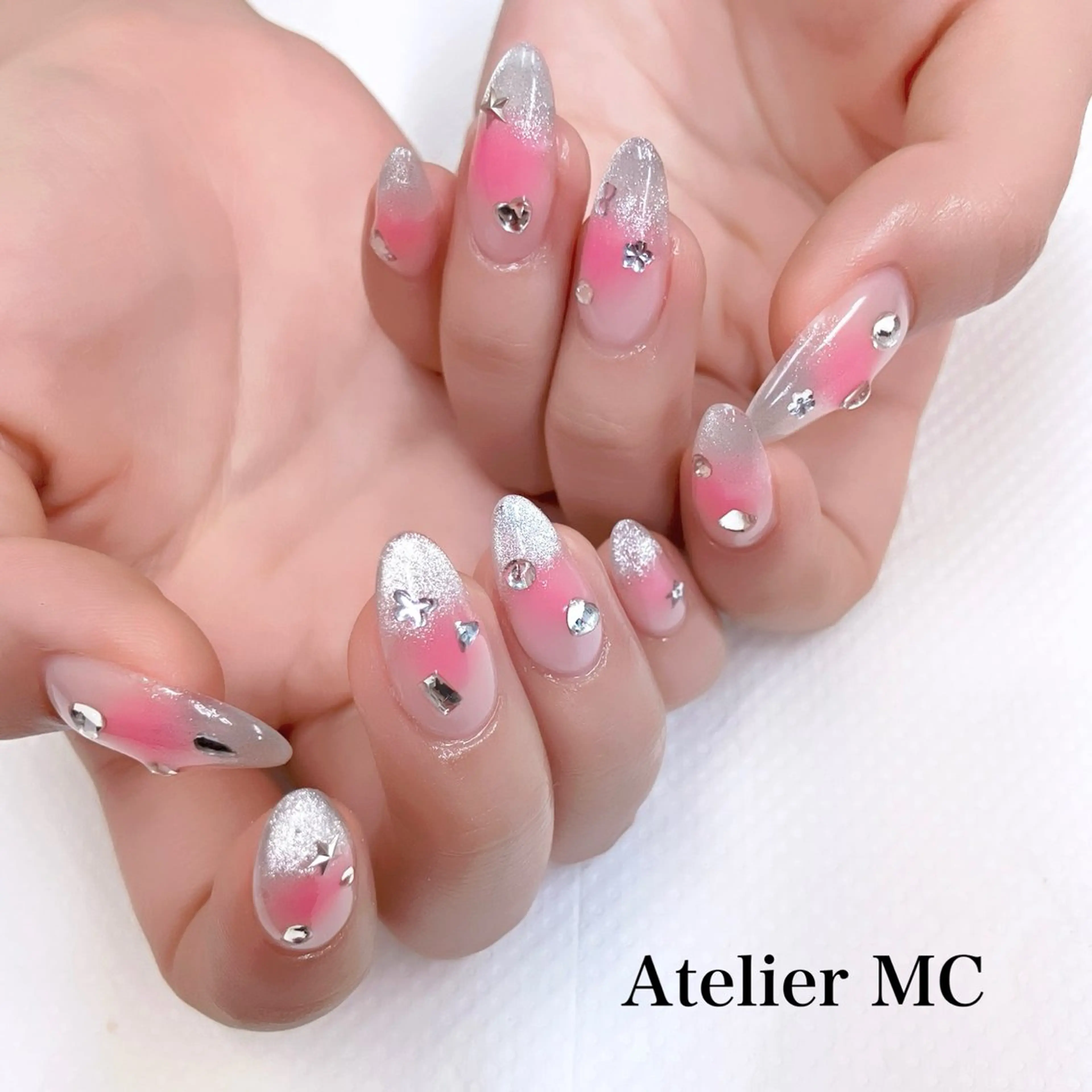 ネイル ストーンネイル ハンドネイル アトリエ エムシー 【新富町・東銀座】のネイルデザイン