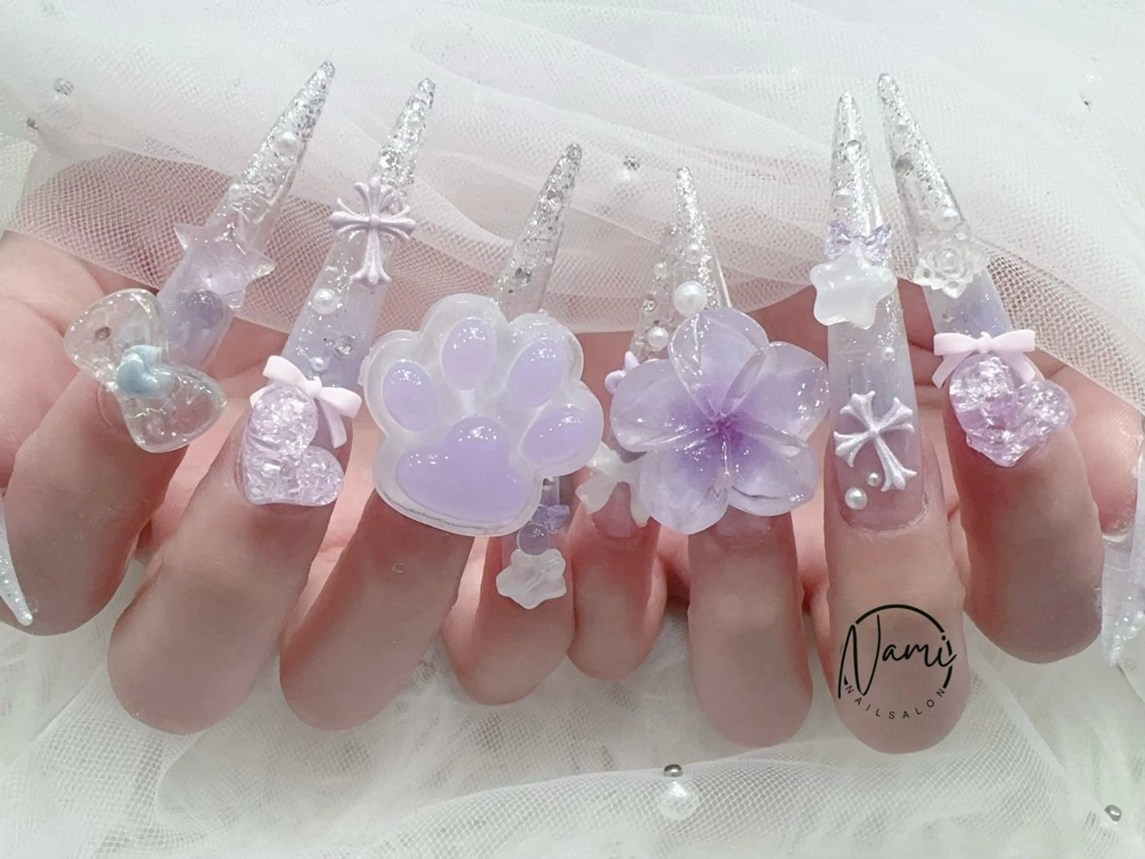 ネイル 長さ出し ガーリー 韓国ネイル ロングネイル 持ち込み ハンドネイル Nami nail salonのネイルデザイン