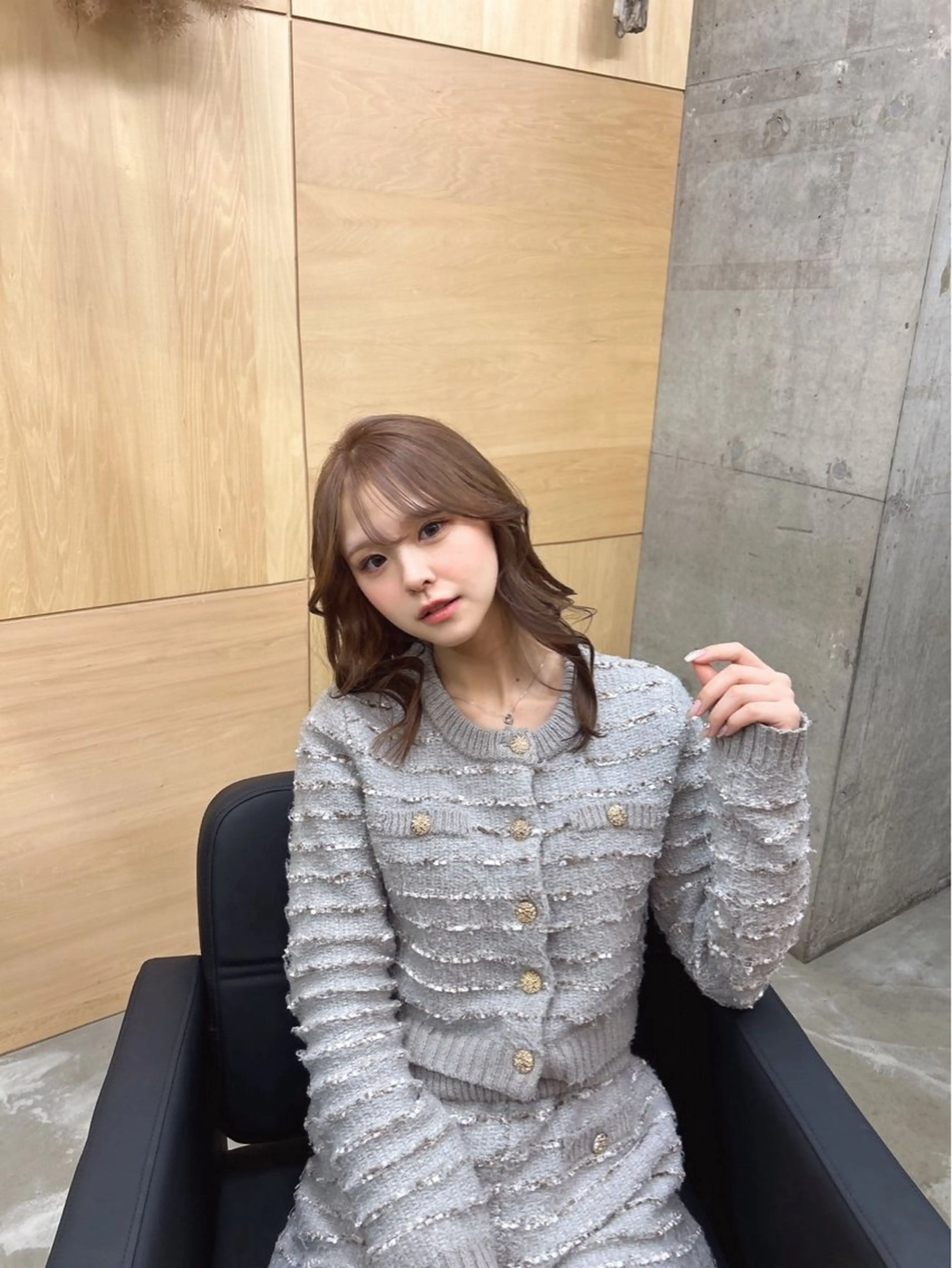 セミロング ヘアカラー ROBEHAER /NOZOMUのヘアスタイル