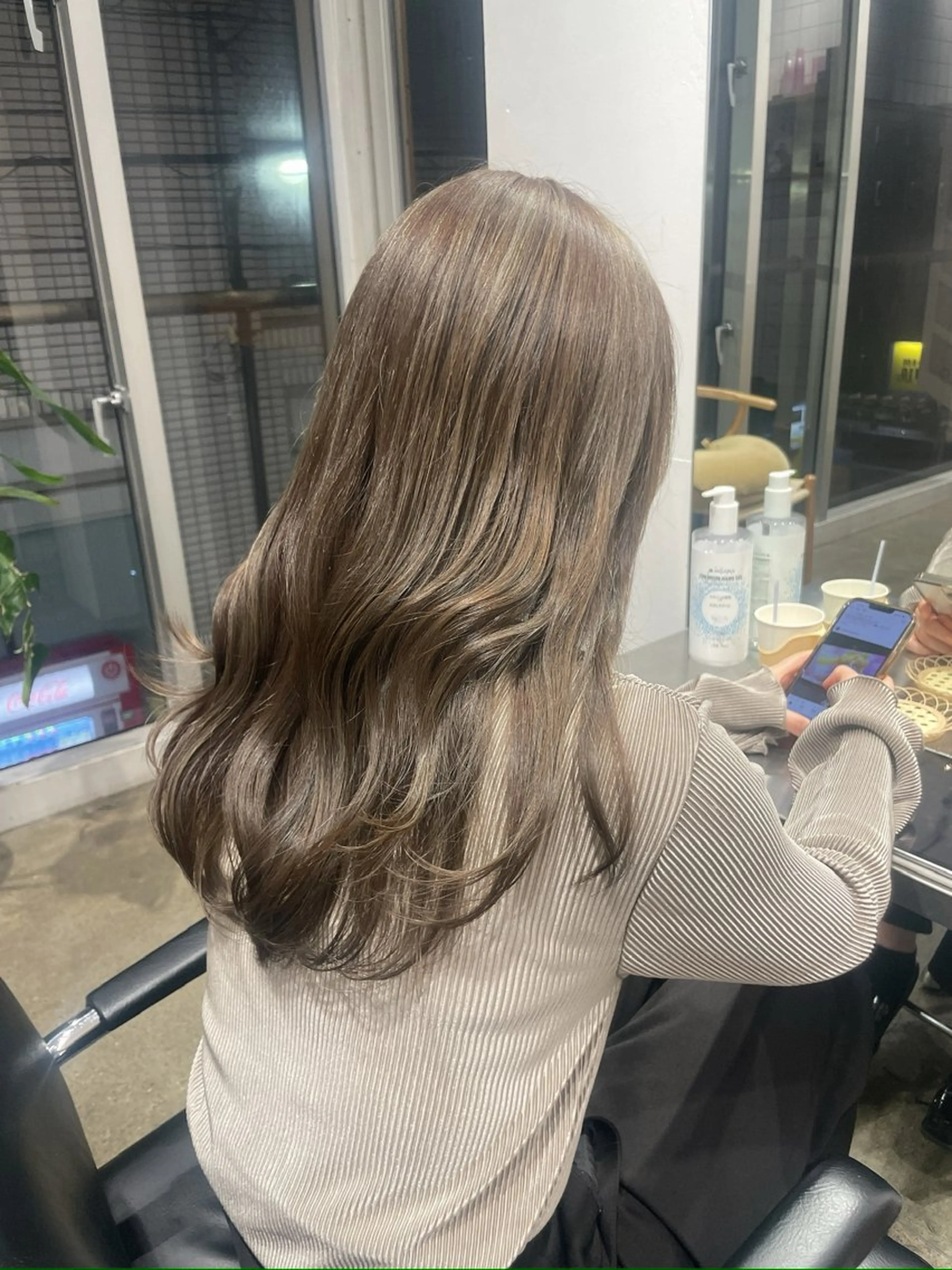 セミロング カラー ベージュカラー ブリーチ ケアブリーチ 透明感カラー ハイライトカラー ヘアカラー トリートメント ♡🪞韓国スタイル/ MISATO🪞♡のヘアスタイル