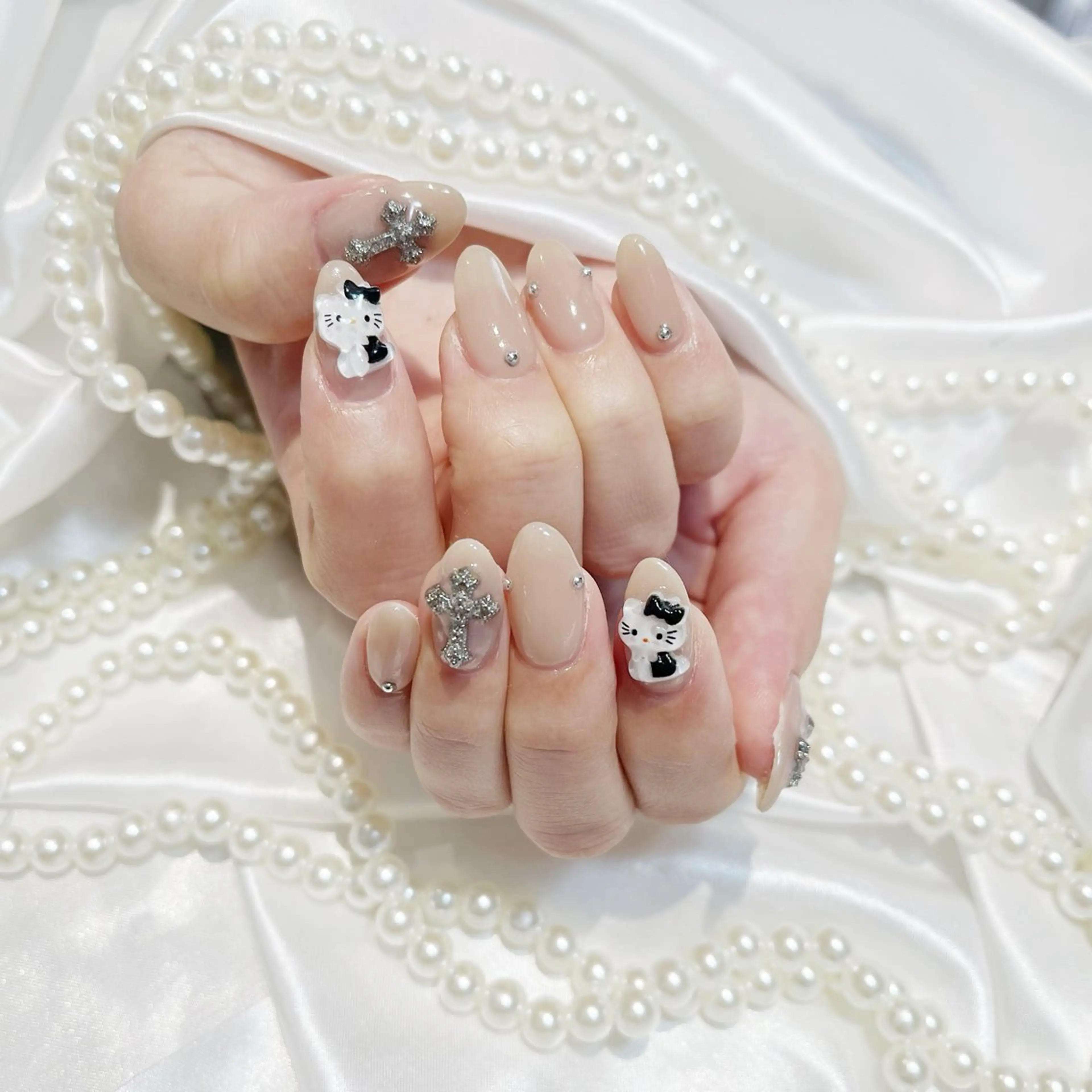 ネイル WISTERIA aisaのネイルデザイン