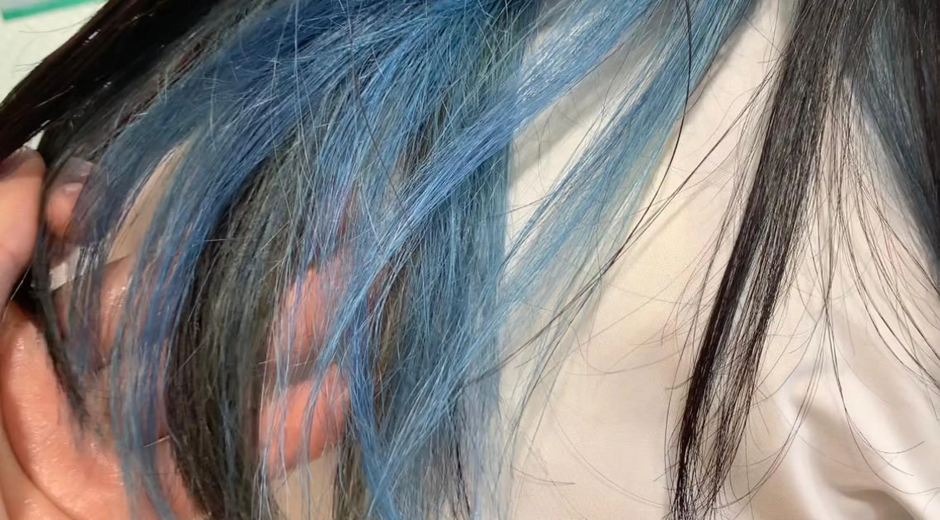 ロング カラー ブルーカラー mimiiy梅田 中崎町ハイトーンのヘアスタイル