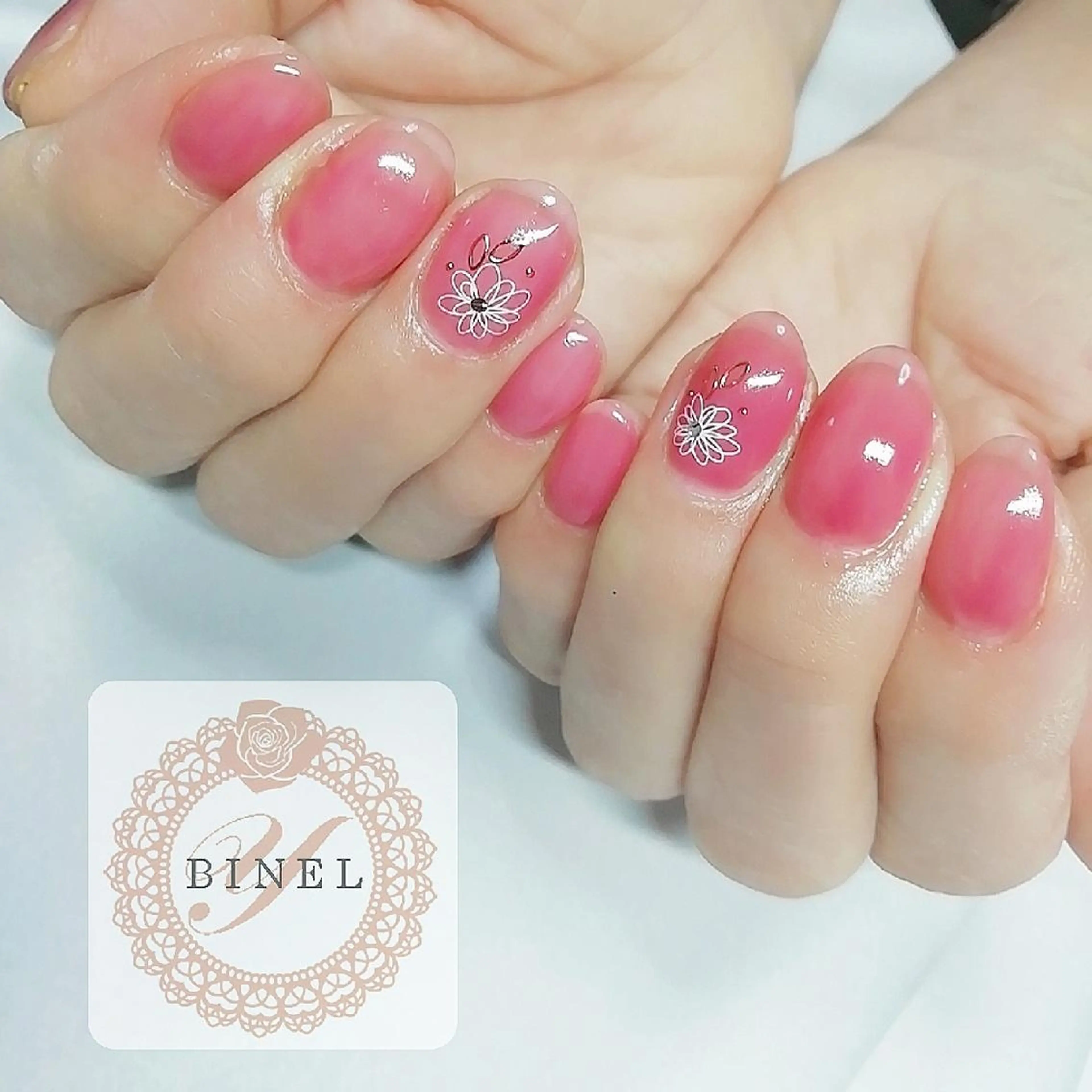 ネイル ハンドネイル Nail Salon Y.BINELのネイルデザイン