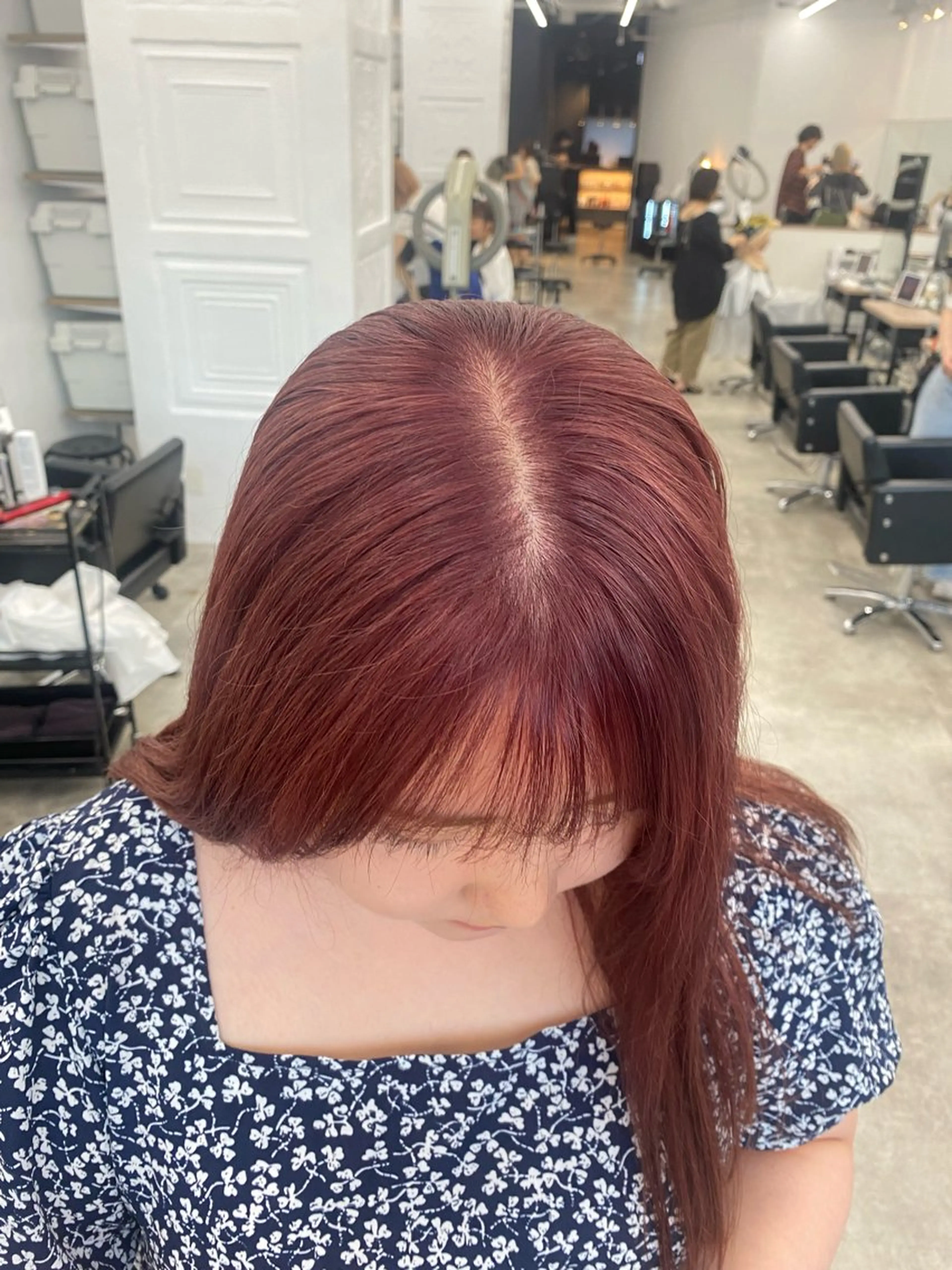 ロング カラー ブリーチ ピンクカラー ヘアカラー トリートメント shiori/暖色/ レイヤー/似合わせのヘアスタイル