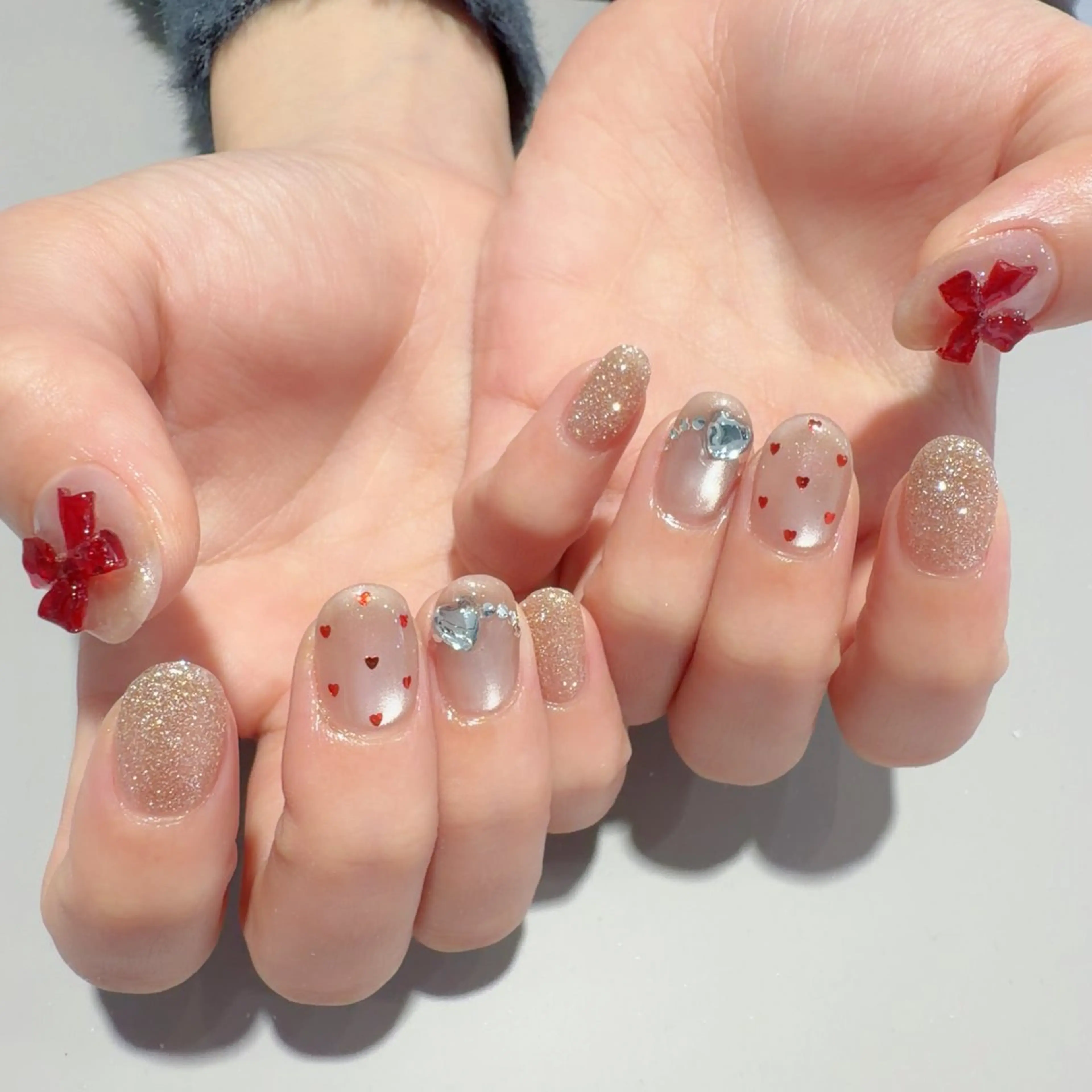 ネイル ドット ハート 持ち込み ハンドネイル 小野澤 紗智のネイルデザイン