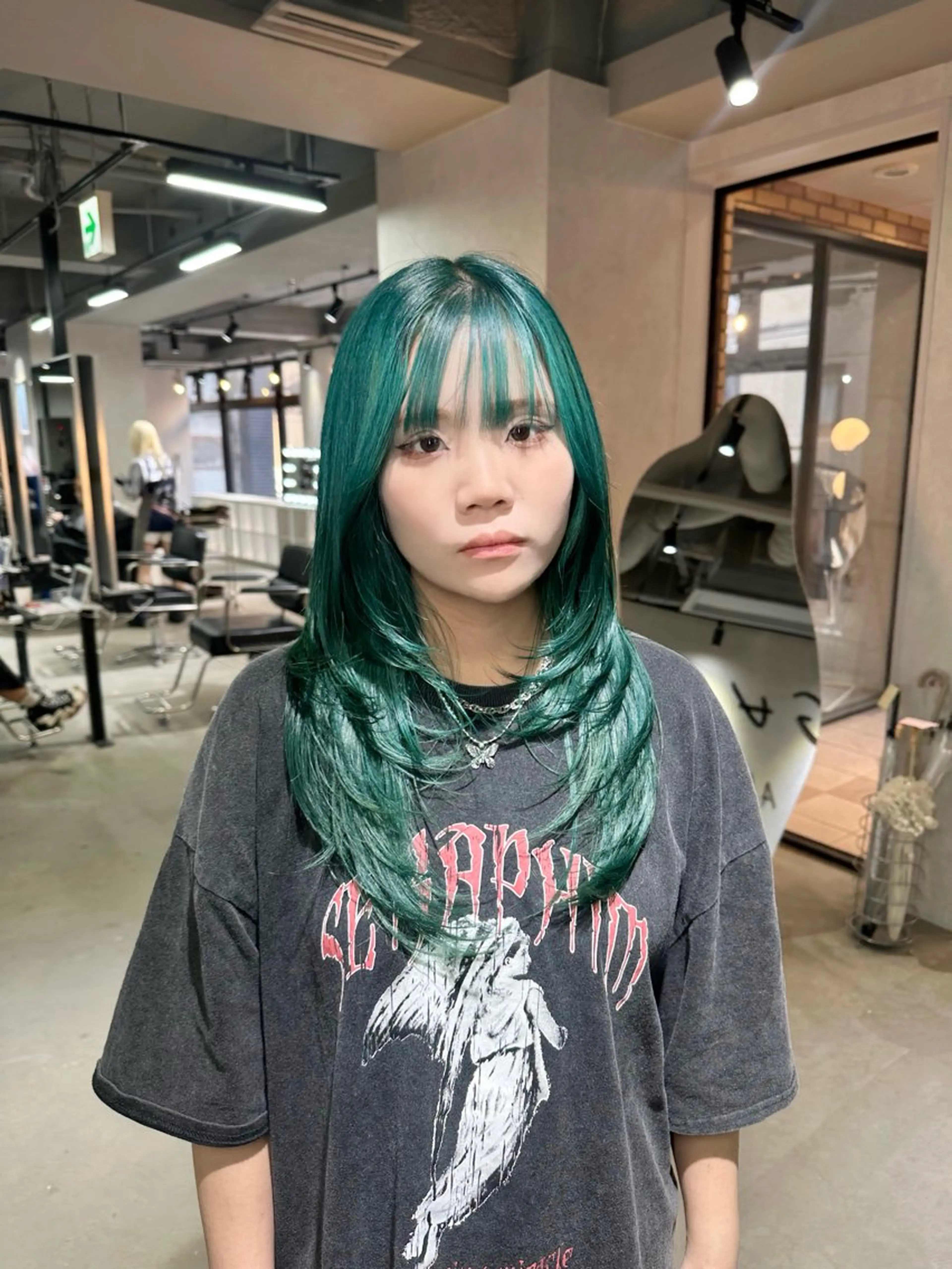 ロング ケアカラー ボブ 髪質改善 韓国風ヘア レイヤーカット カット トリートメント 韓国レイヤ ー支持No.1renのヘアスタイル