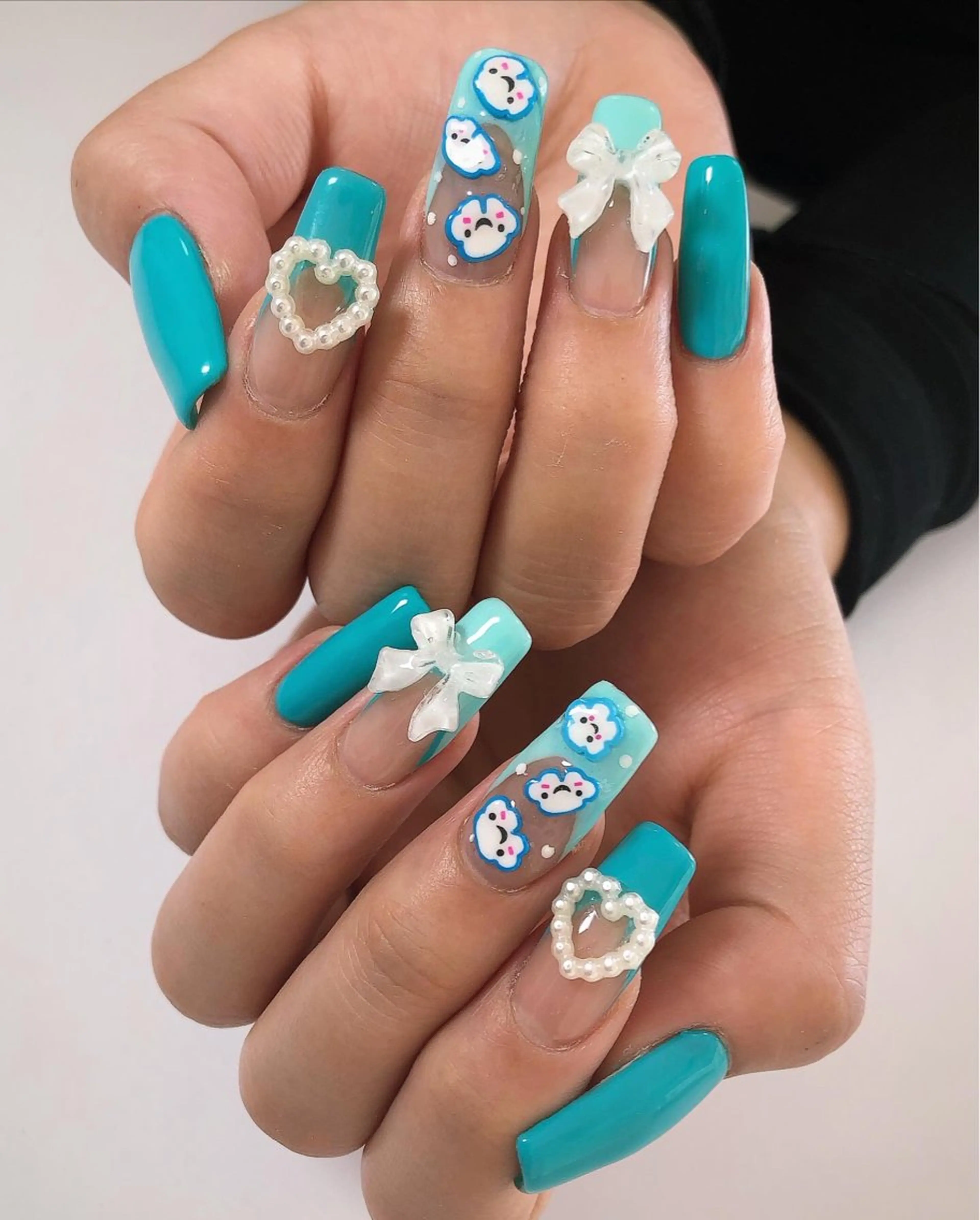 ネイル 持ち込み Moons nail 💅✨のネイルデザイン