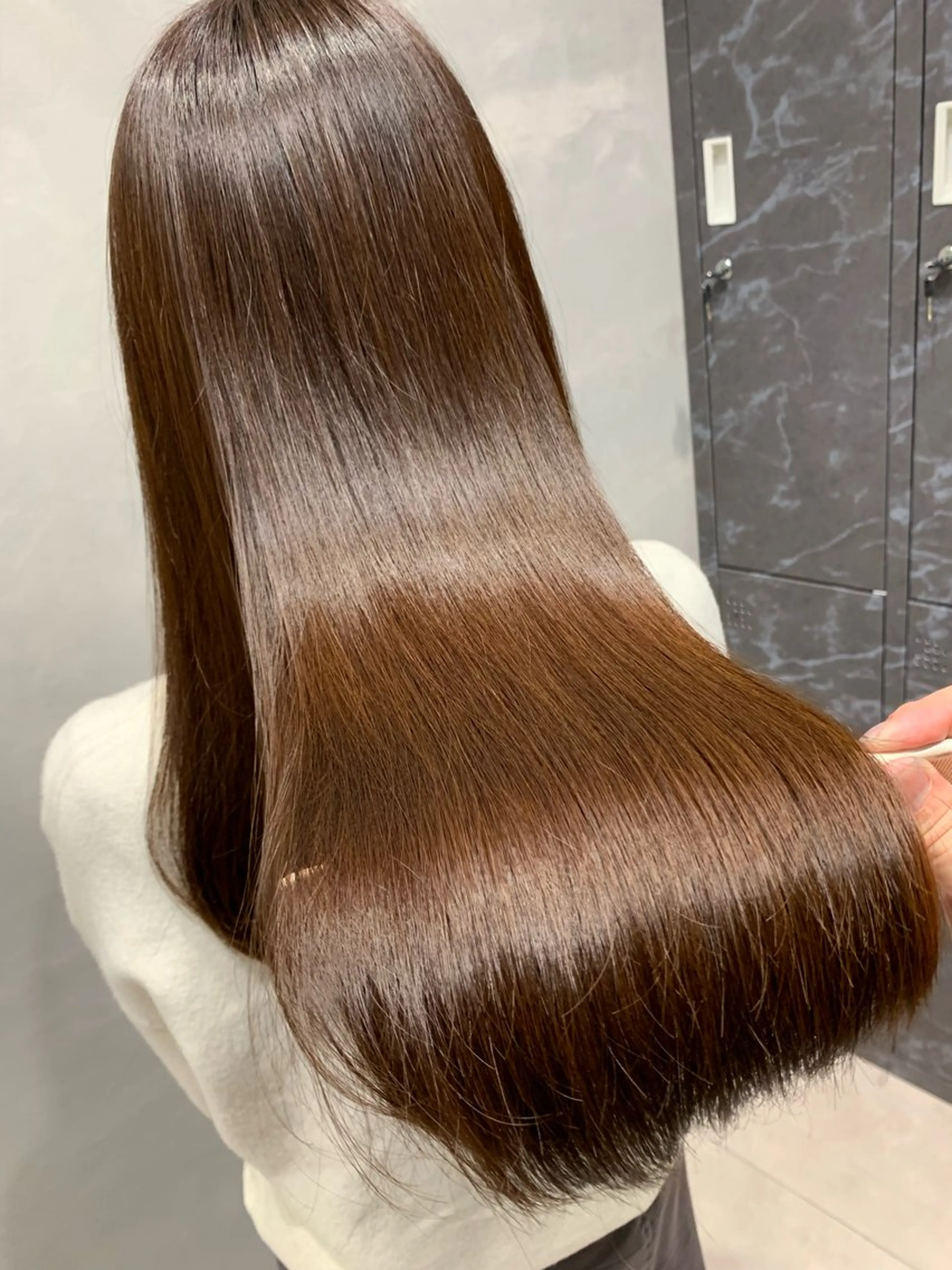 ロング newiネウィ _naoのヘアスタイル