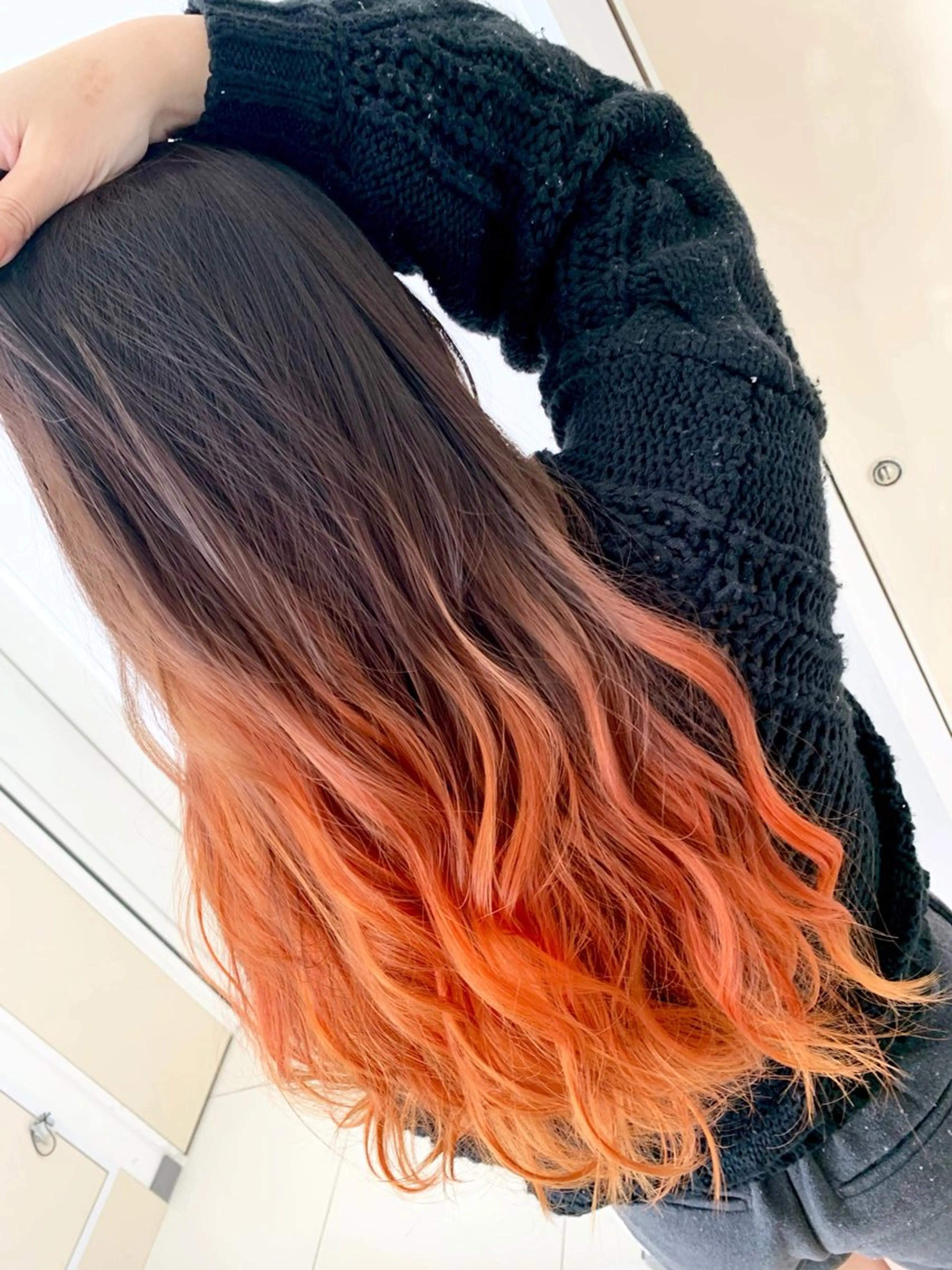 ロング カラー バレイヤージュ ブリーチ ケアブリーチ グラデーションカラー ハイトーンカラー ヘアカラー トリートメント Room 304のヘアスタイル