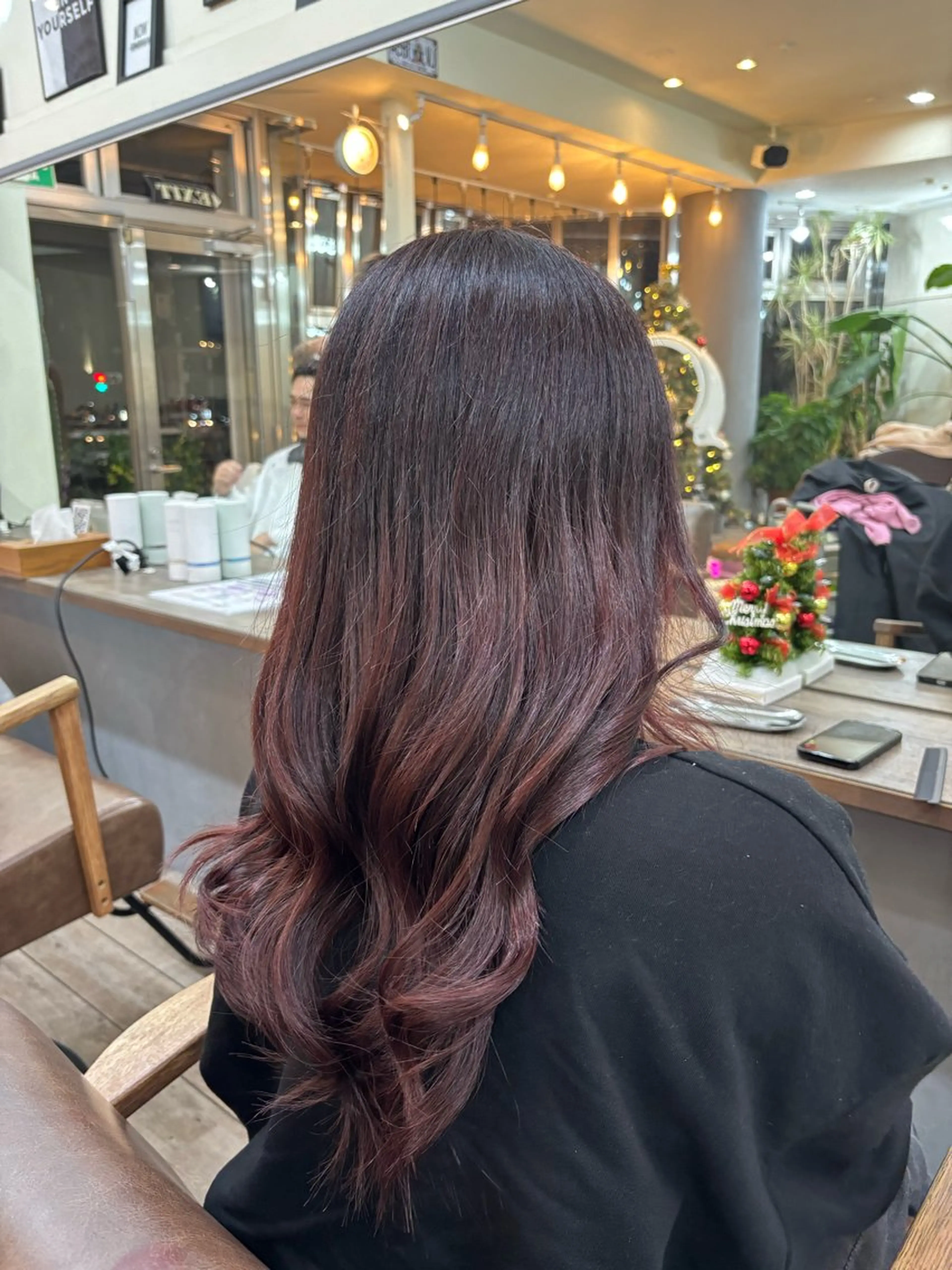 カラー 土屋 琳のヘアスタイル