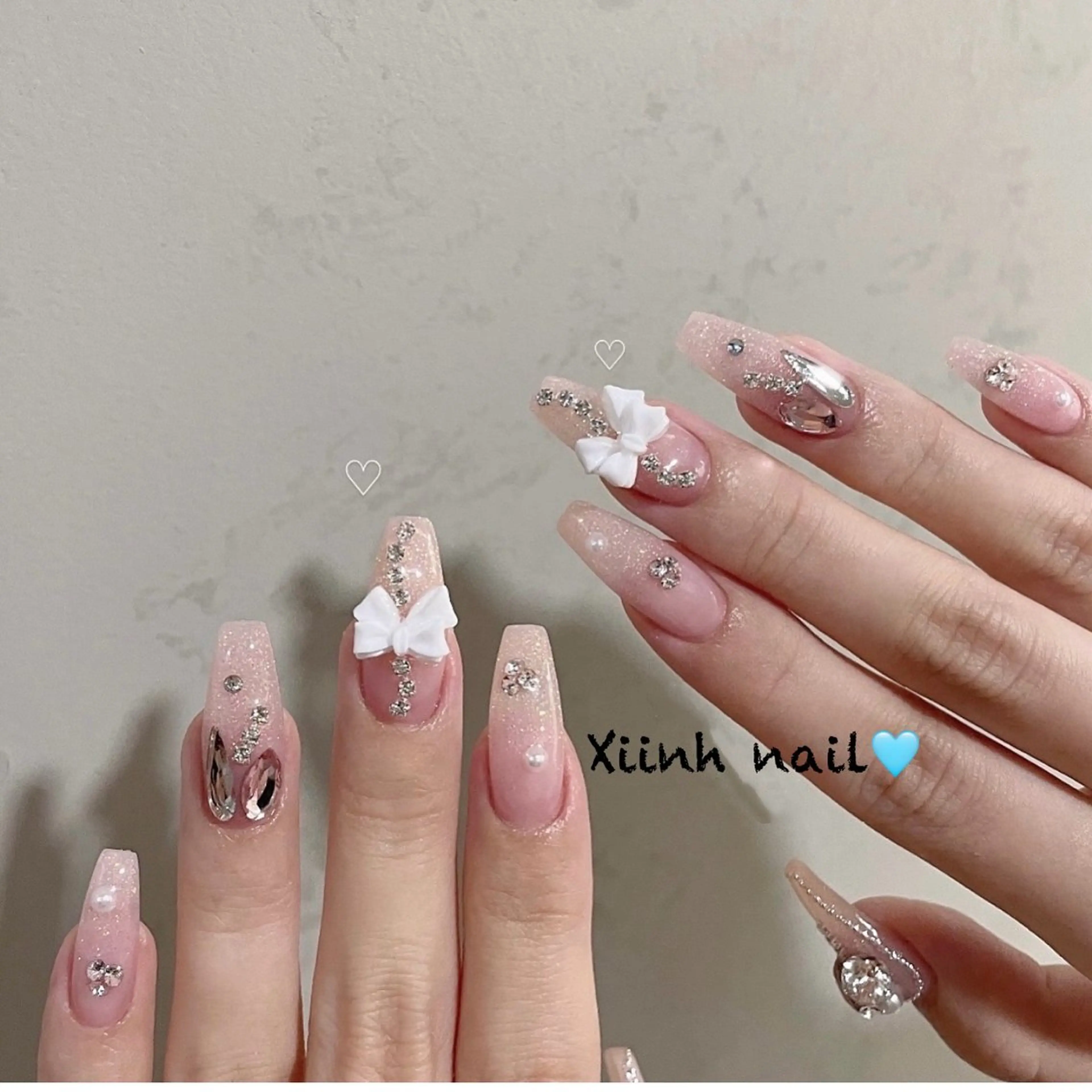 ネイル チークネイル 桜ネイル フットネイル ジェルネイル ハロウィン XIINH NAIL SALONのネイルデザイン