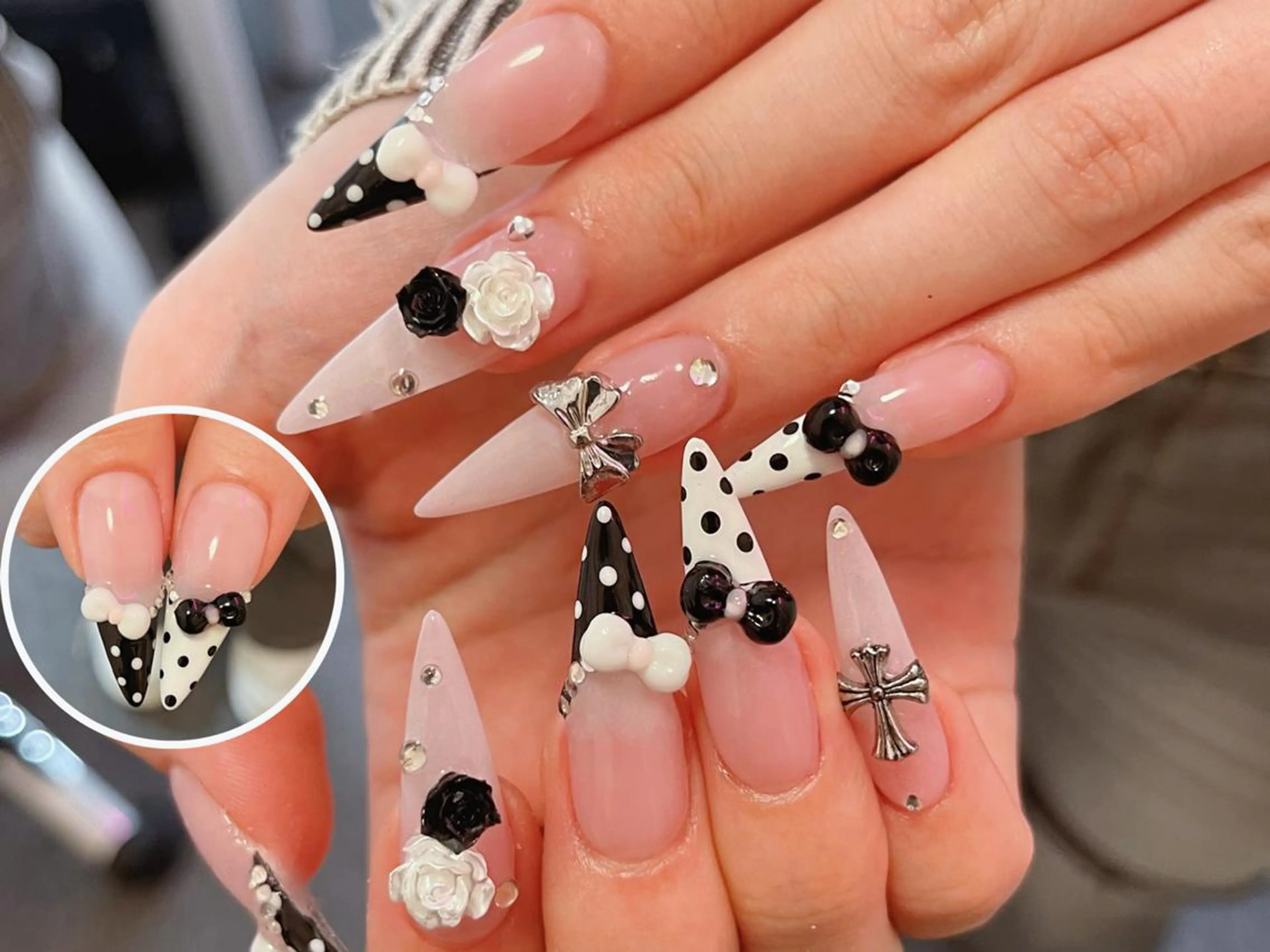 ネイル オーロラネイル 長さ出し フットネイル フレンチネイル ジェルネイル Emi🌸Belle Nail Salonのネイルデザイン