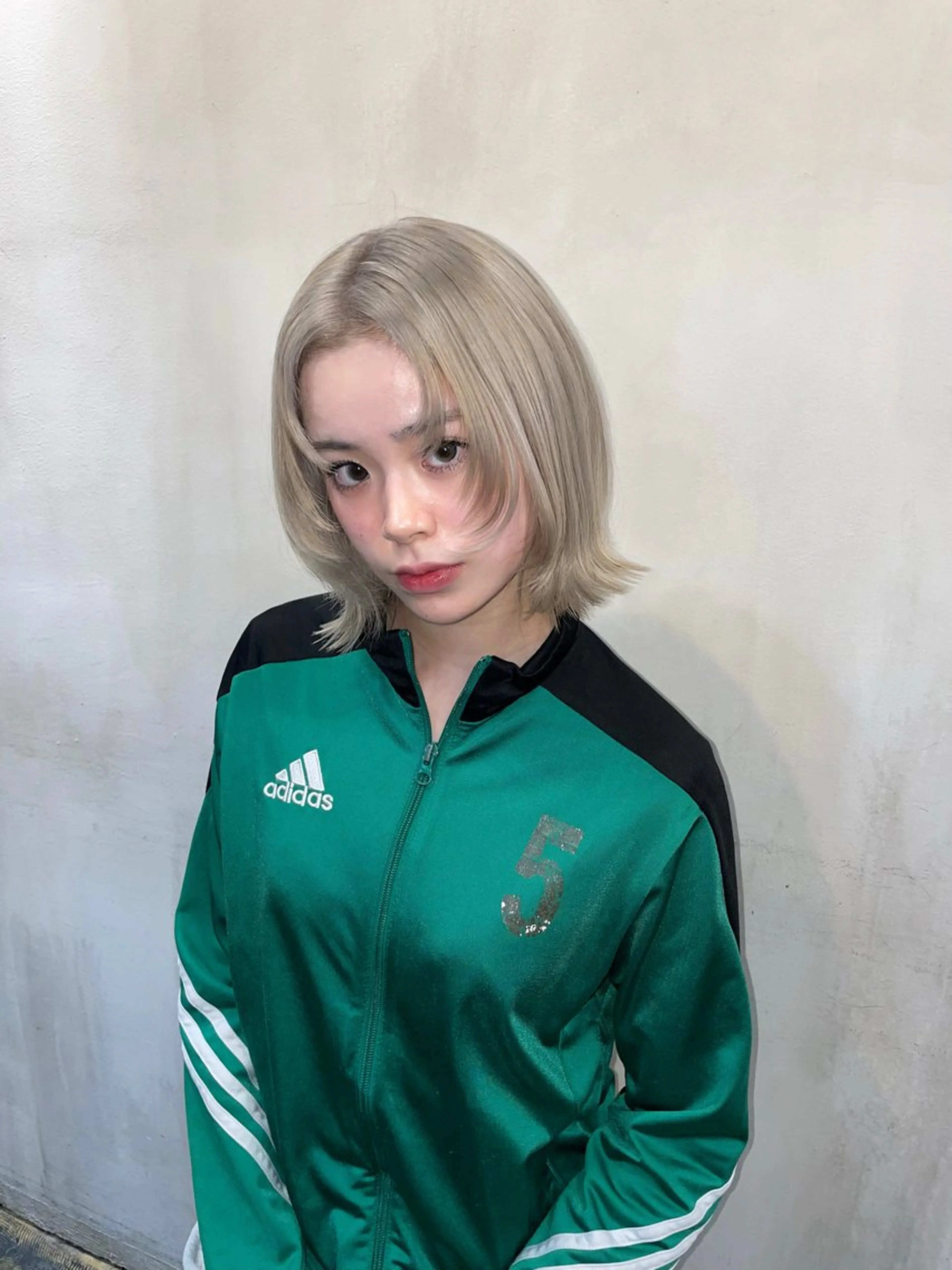 ショート レイヤーカット ウルフカット ブリーチ/ハイトーン 心斎橋/honokaのヘアスタイル