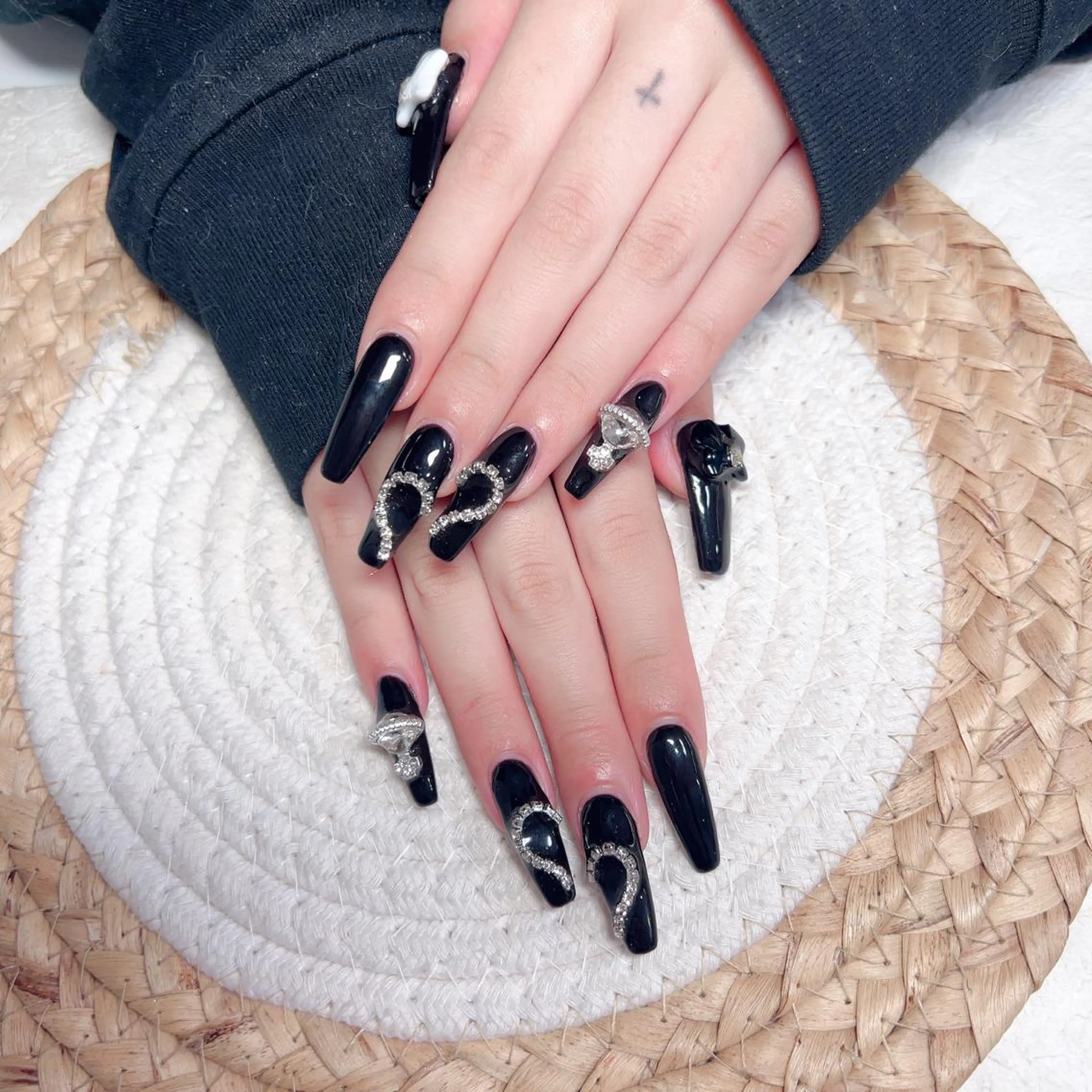 ネイル M🌷nail 長さだし専門店のネイルデザイン