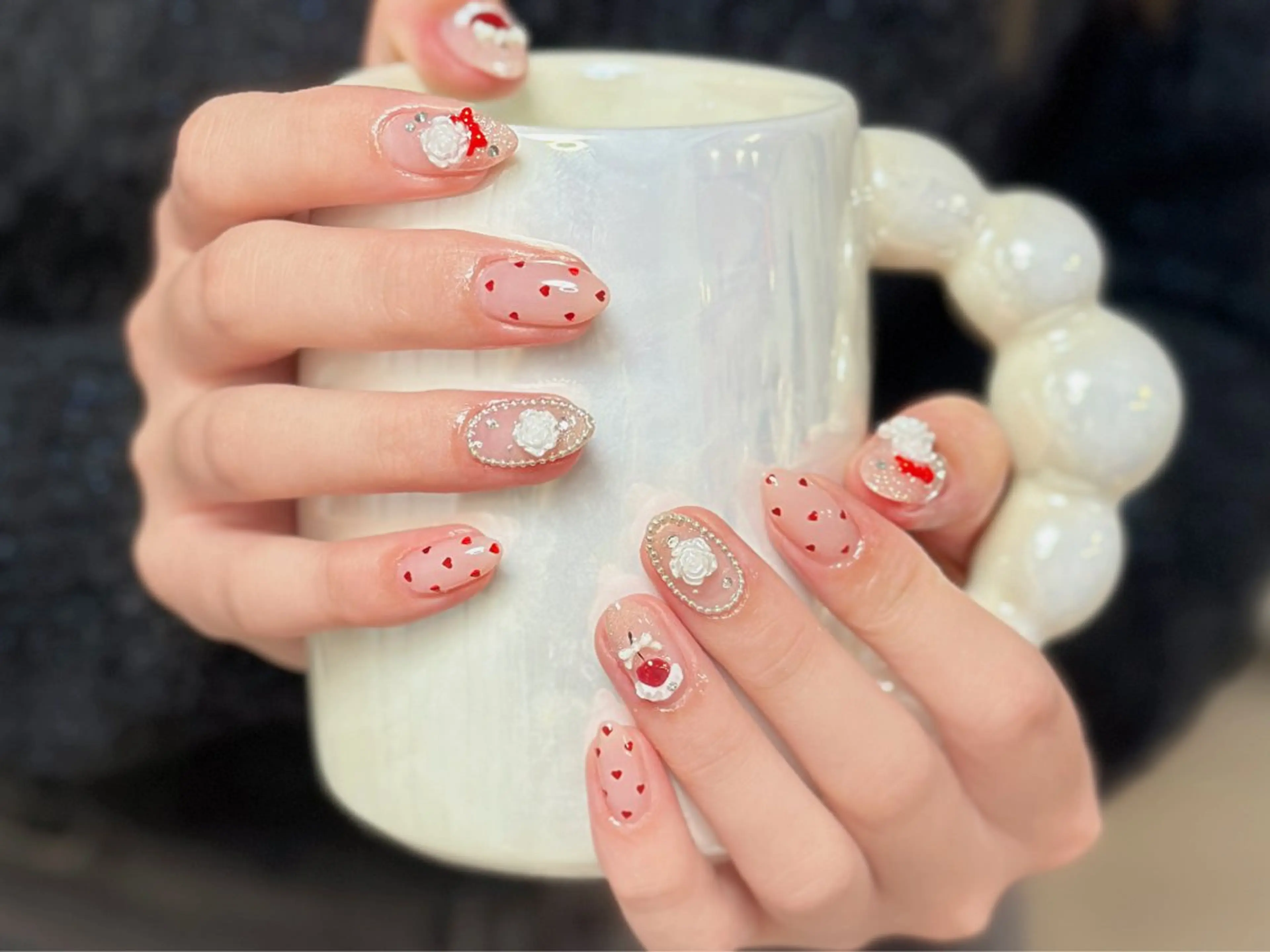 ネイル アートネイル オーロラネイル チークネイル フレンチネイル ガラスフレンチ 🎀YooLi Nail salonのネイルデザイン