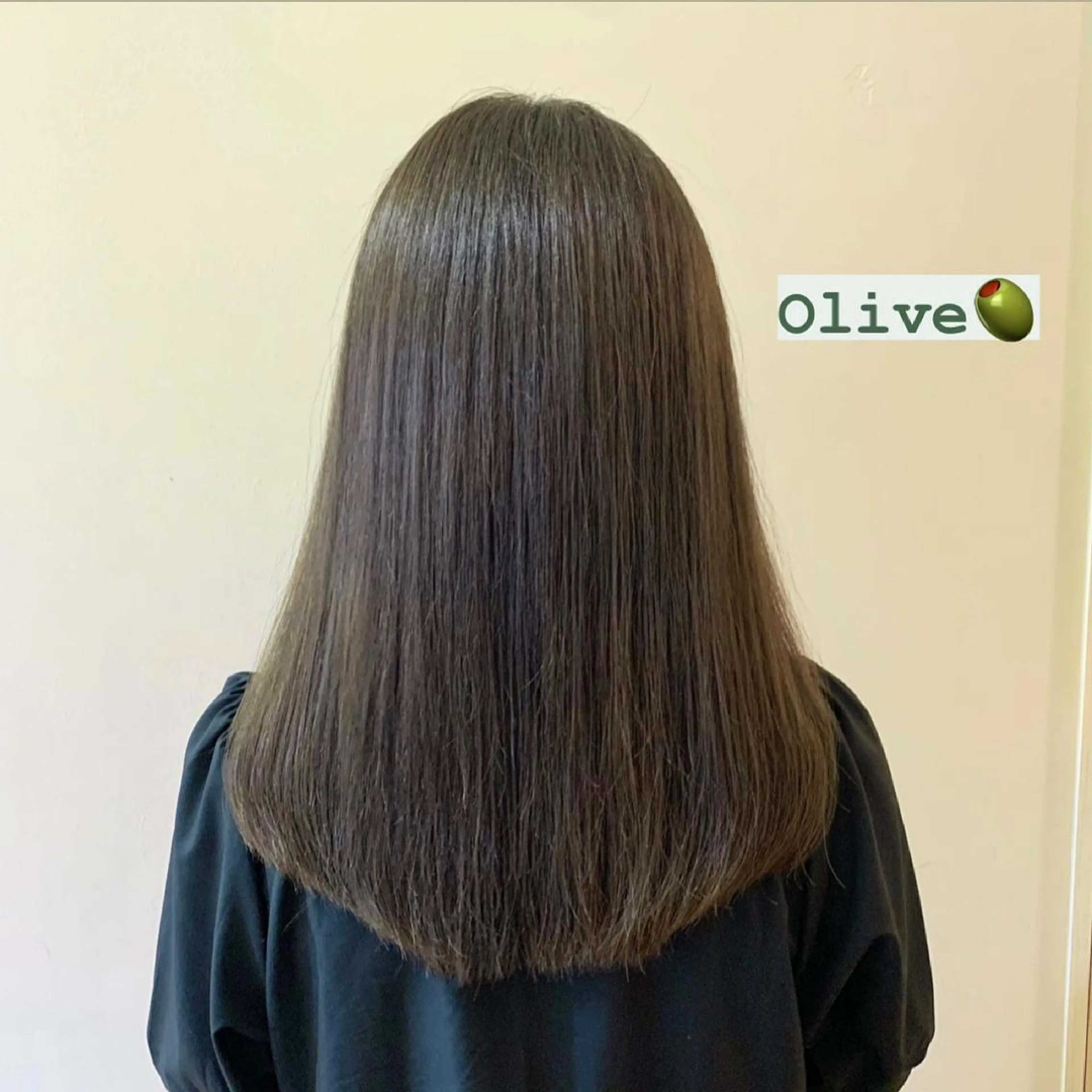 セミロング 染矢 優希のヘアスタイル