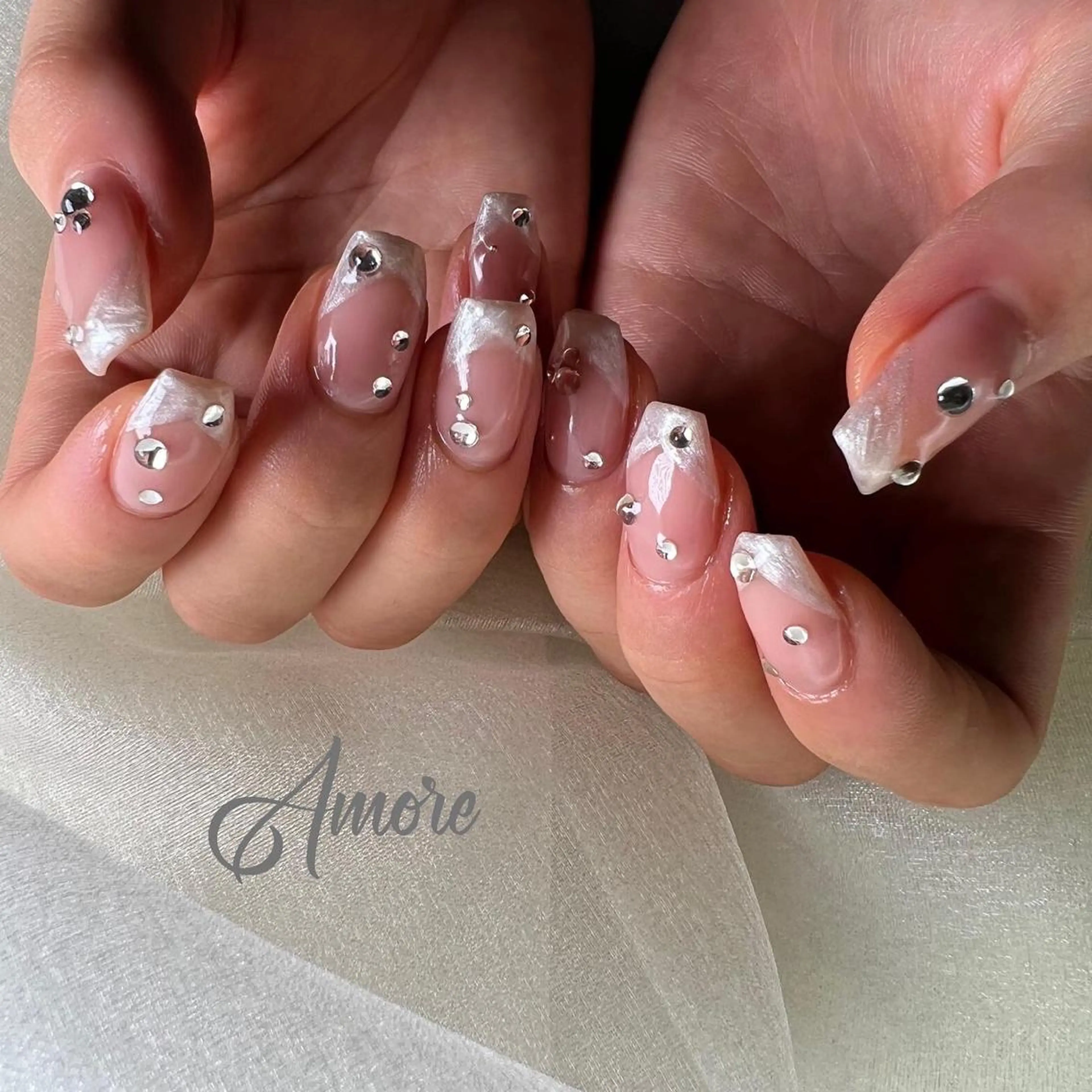 ネイル ジェルネイル 氷ネイル・うるうるネイル マグネットネイル ミラーネイル ニュアンスネイル You kyehwaのネイルデザイン