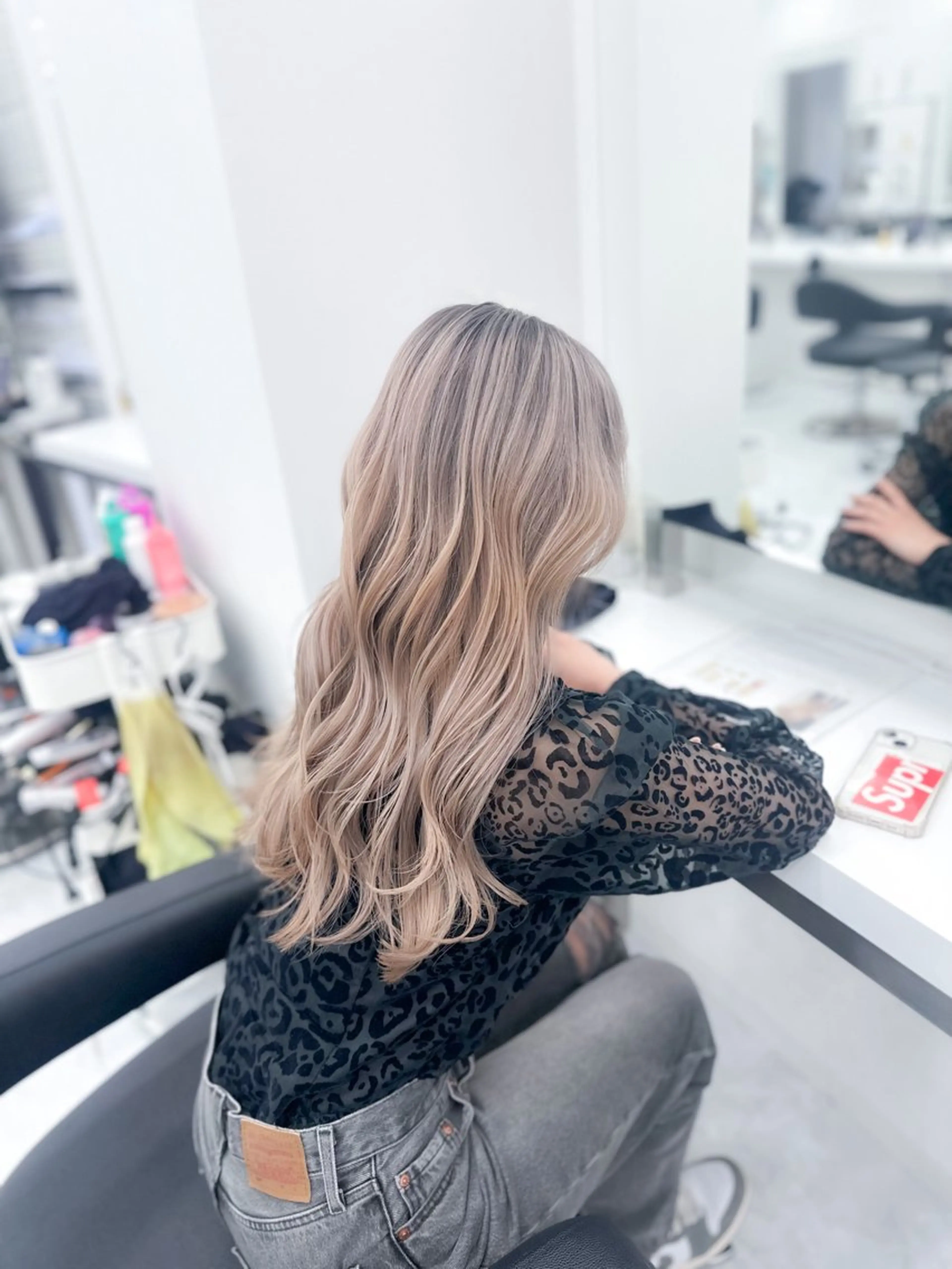 セミロング カラー ウルフ&レイヤー特化 まとまる美髪矯正のヘアスタイル