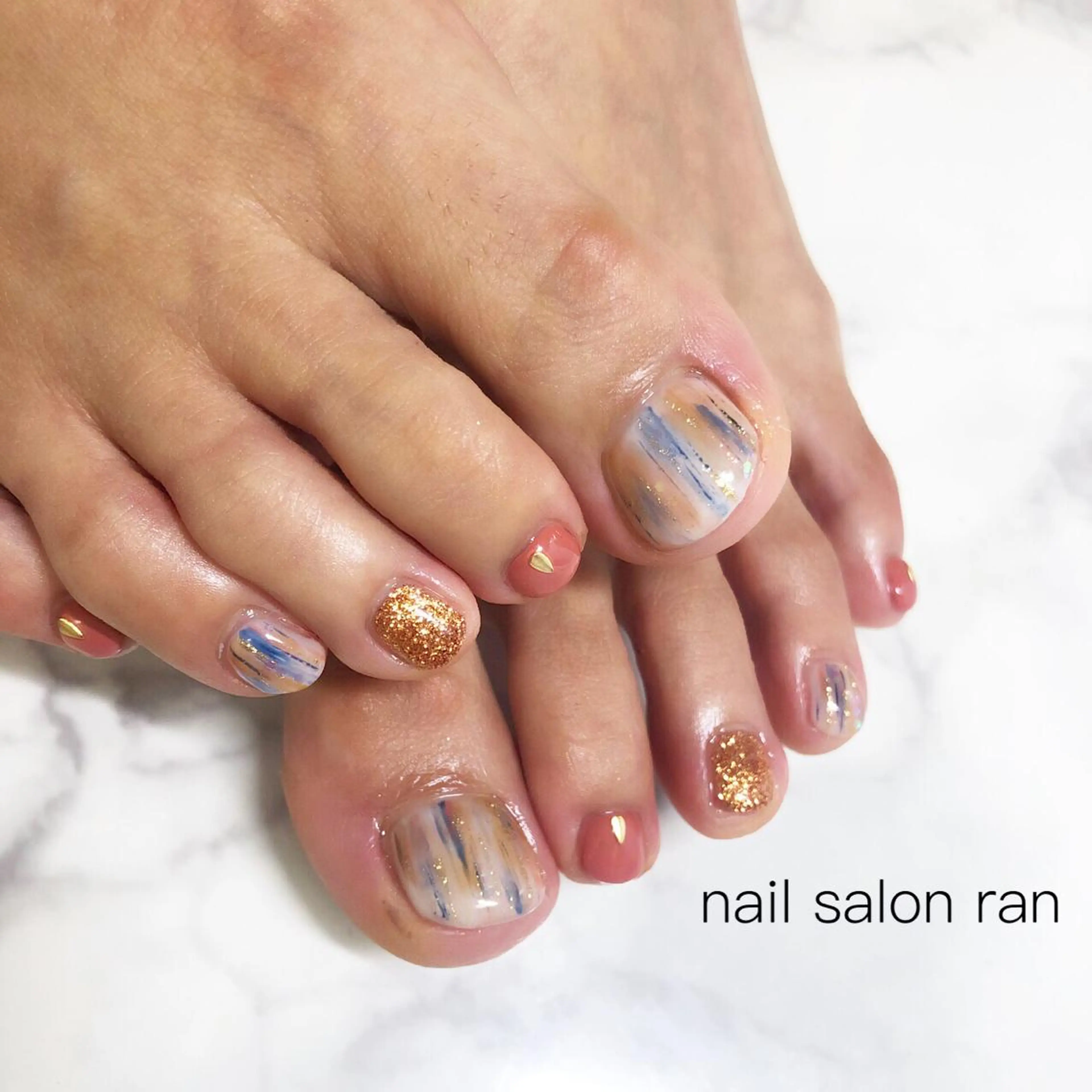 ネイル 持ち込み フットネイル nailsalon ranのネイルデザイン