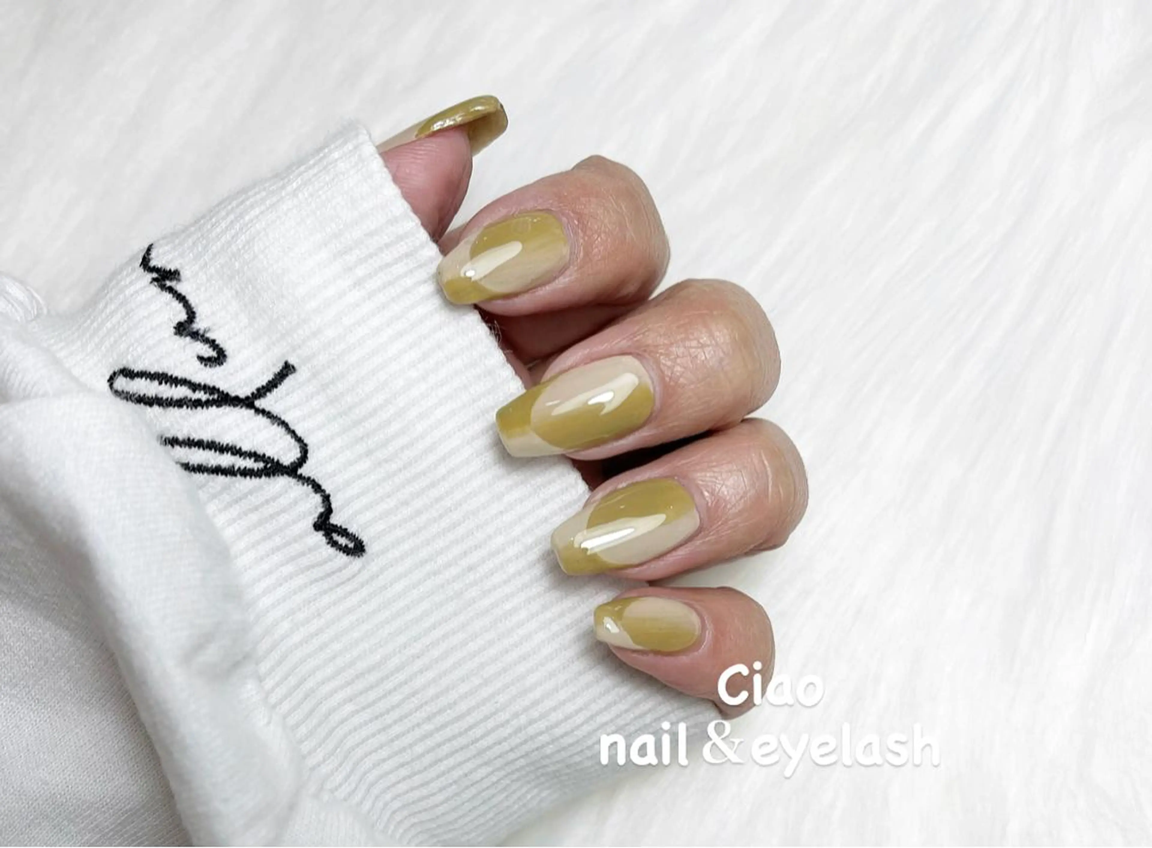 ネイル アートネイル フレンチネイル ジェルネイル ニュアンスネイル オンブレフレンチ #Amin nail salonのネイルデザイン