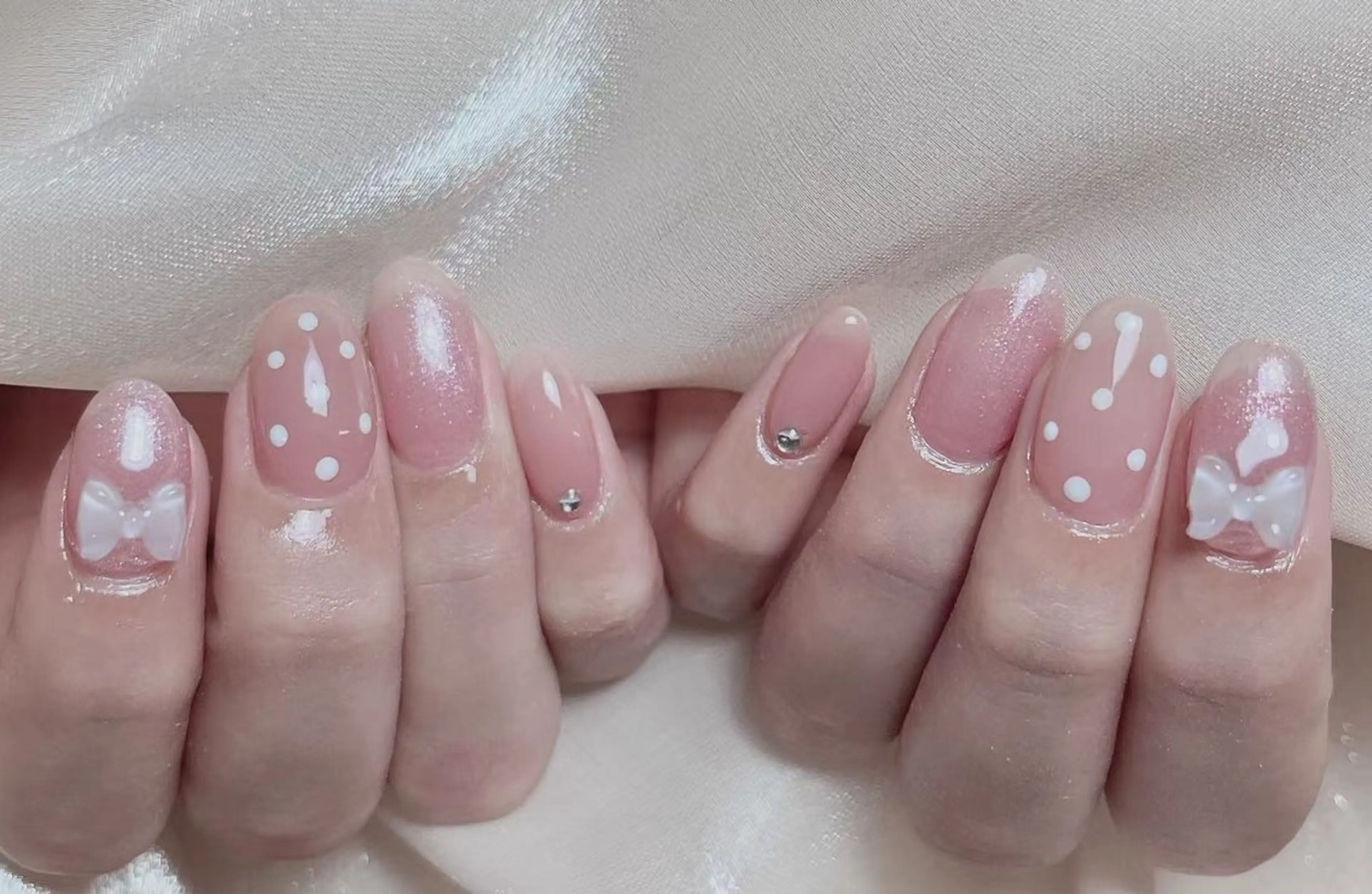 ネイル ハンドネイル LR.ONE ヨウのネイルデザイン