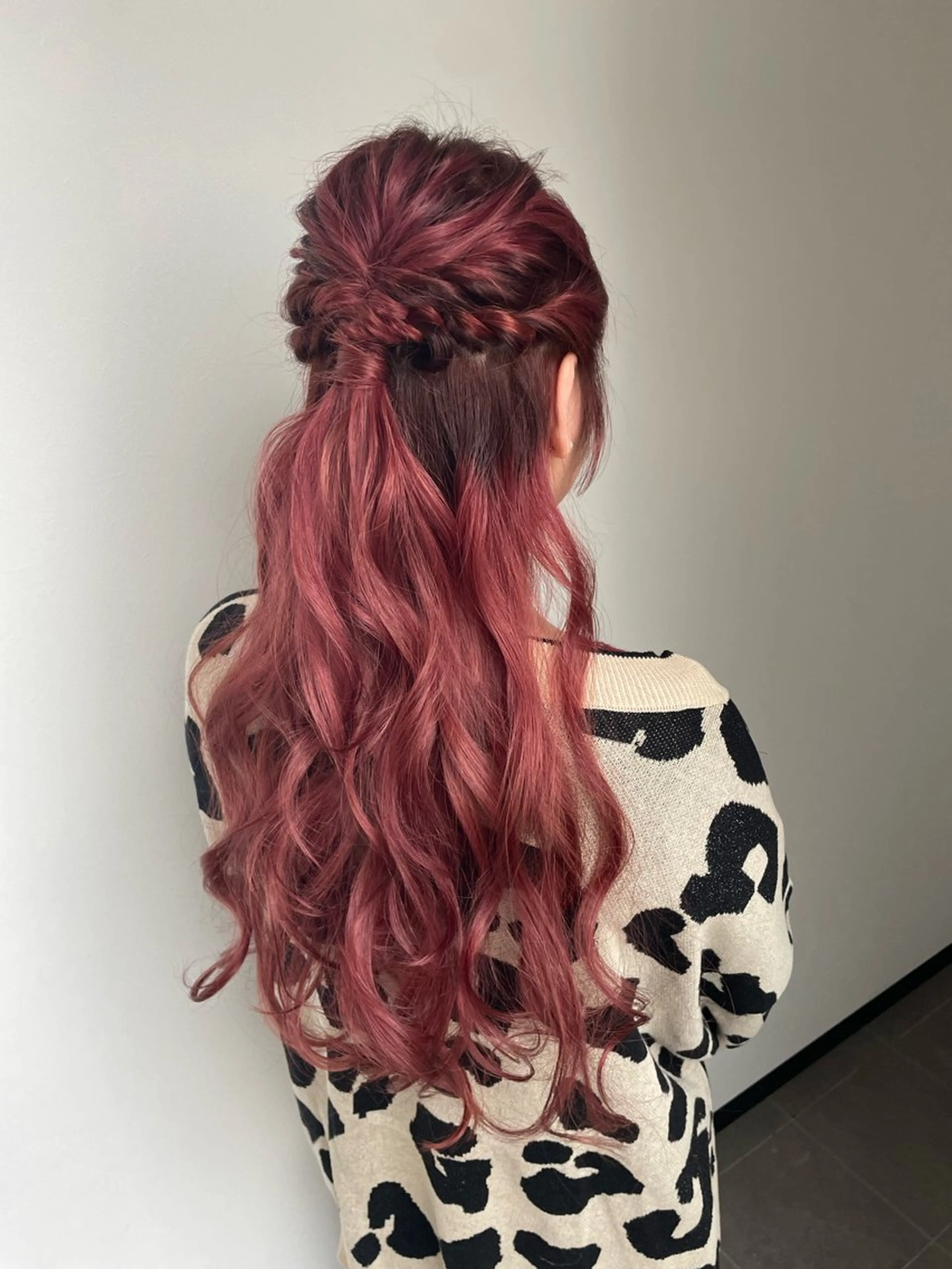 ロング カラー ヘアセット YUI/ ブリーチカラー🌷のヘアスタイル