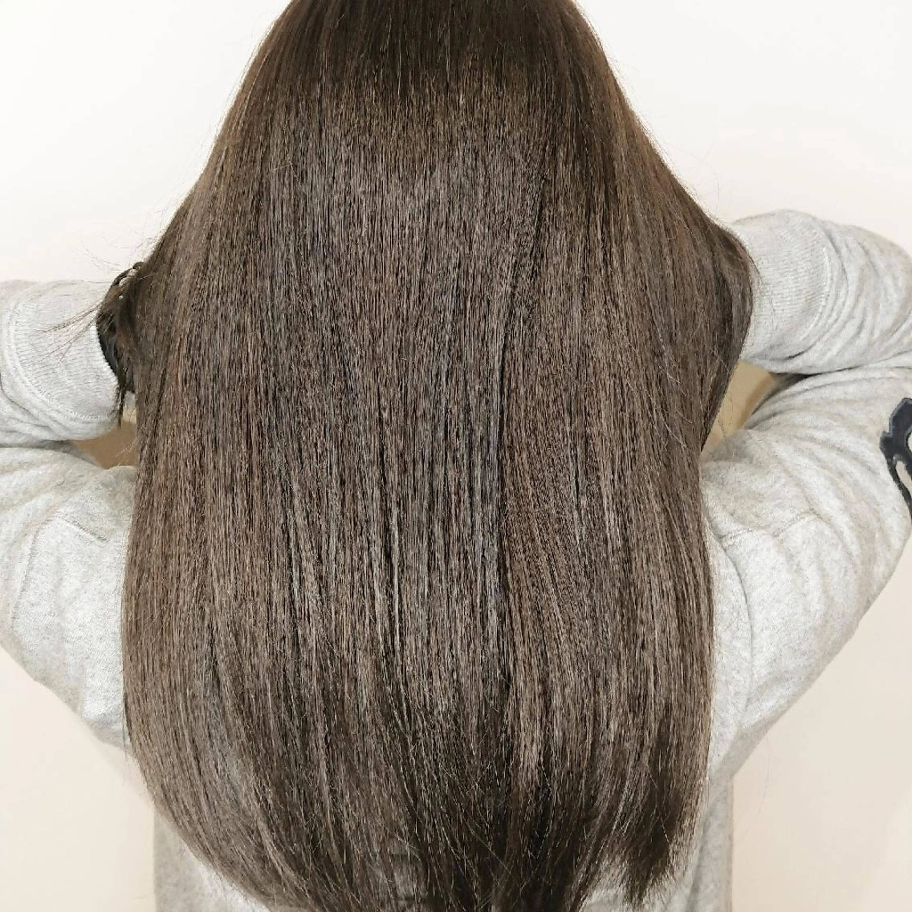 カラー ブリーチ/ヘアケア/ 艶髪/イギチハルのヘアスタイル