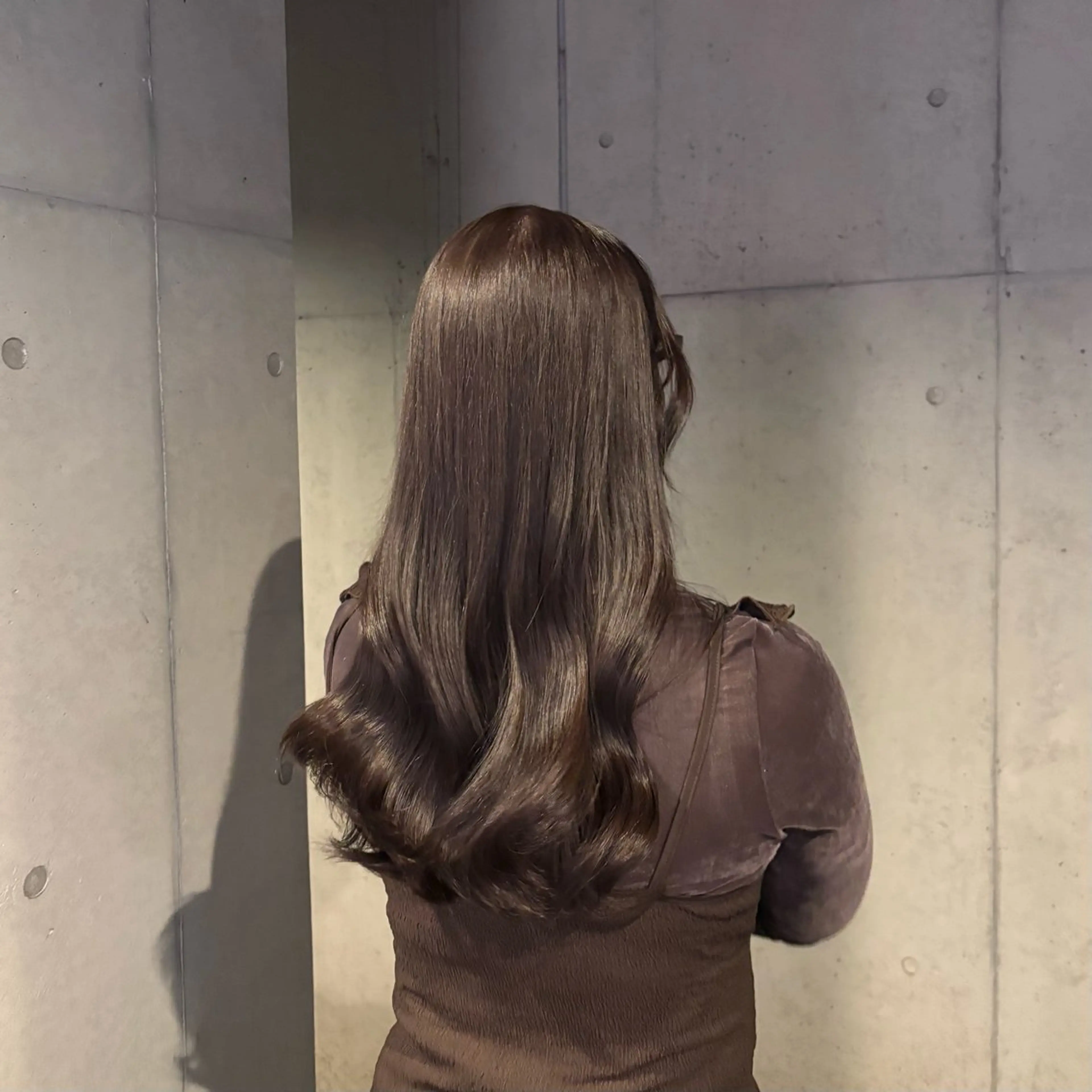 ロング カラー グレージュ ラベンダーカラー ラベンダーグレージュ ラベンダーグレー ヘアカラー トリートメント 〖❁ちひろ| LEONID❁〗のヘアスタイル