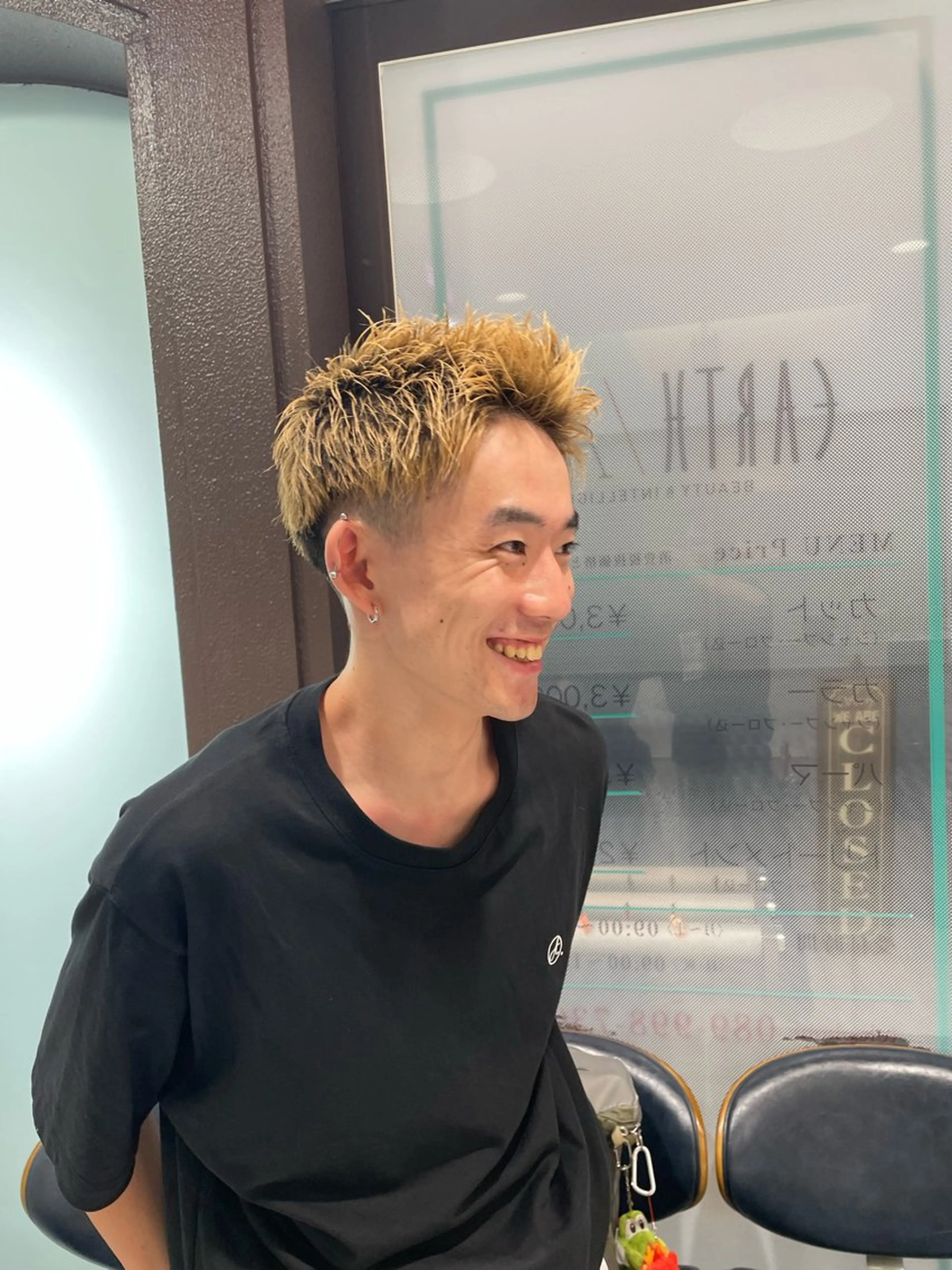 メンズ スパイキーショート 伊藤 隆星のヘアスタイル