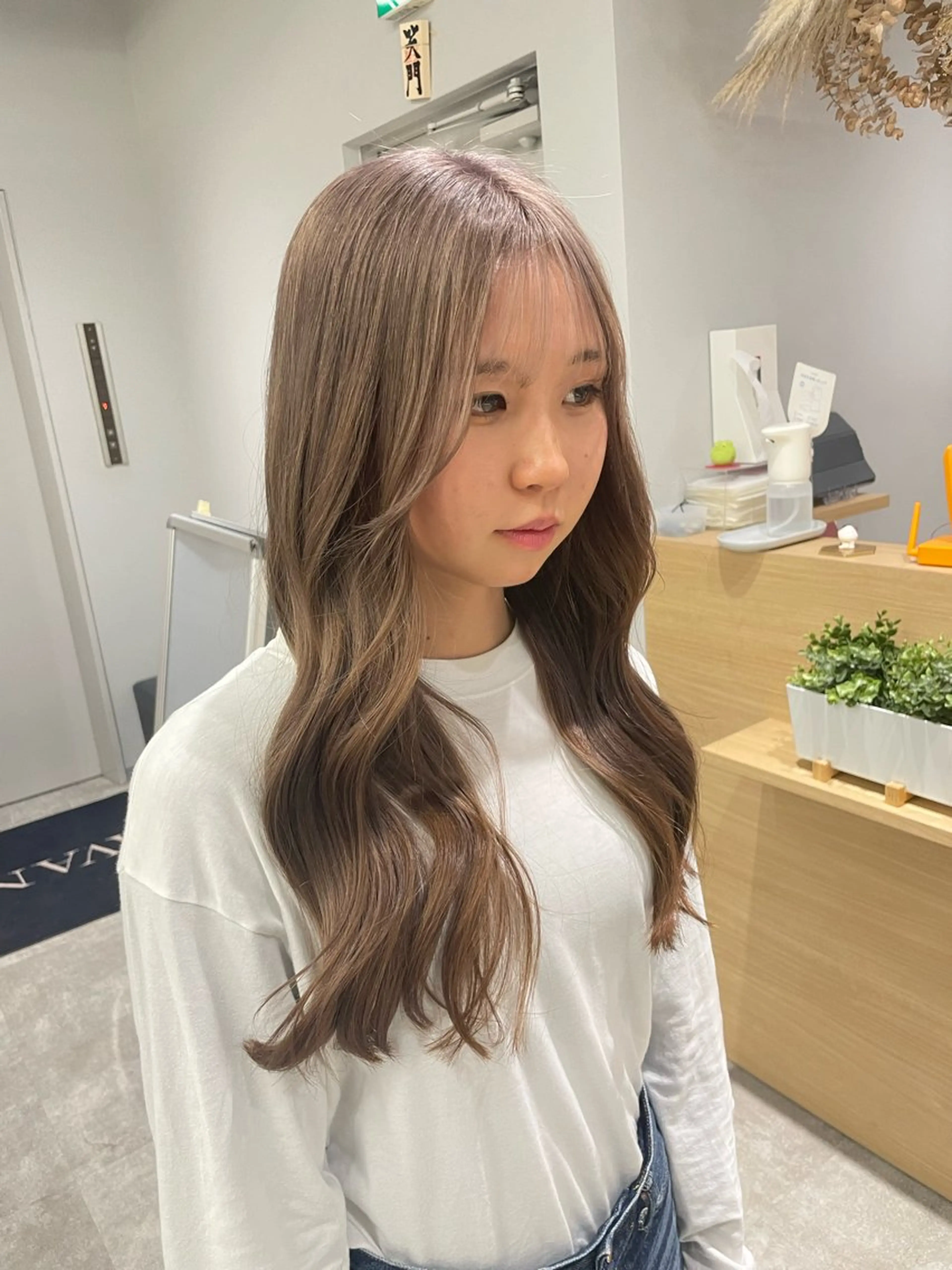 セミロング カラー Zina【梅田】 /田中 沙弥のヘアスタイル