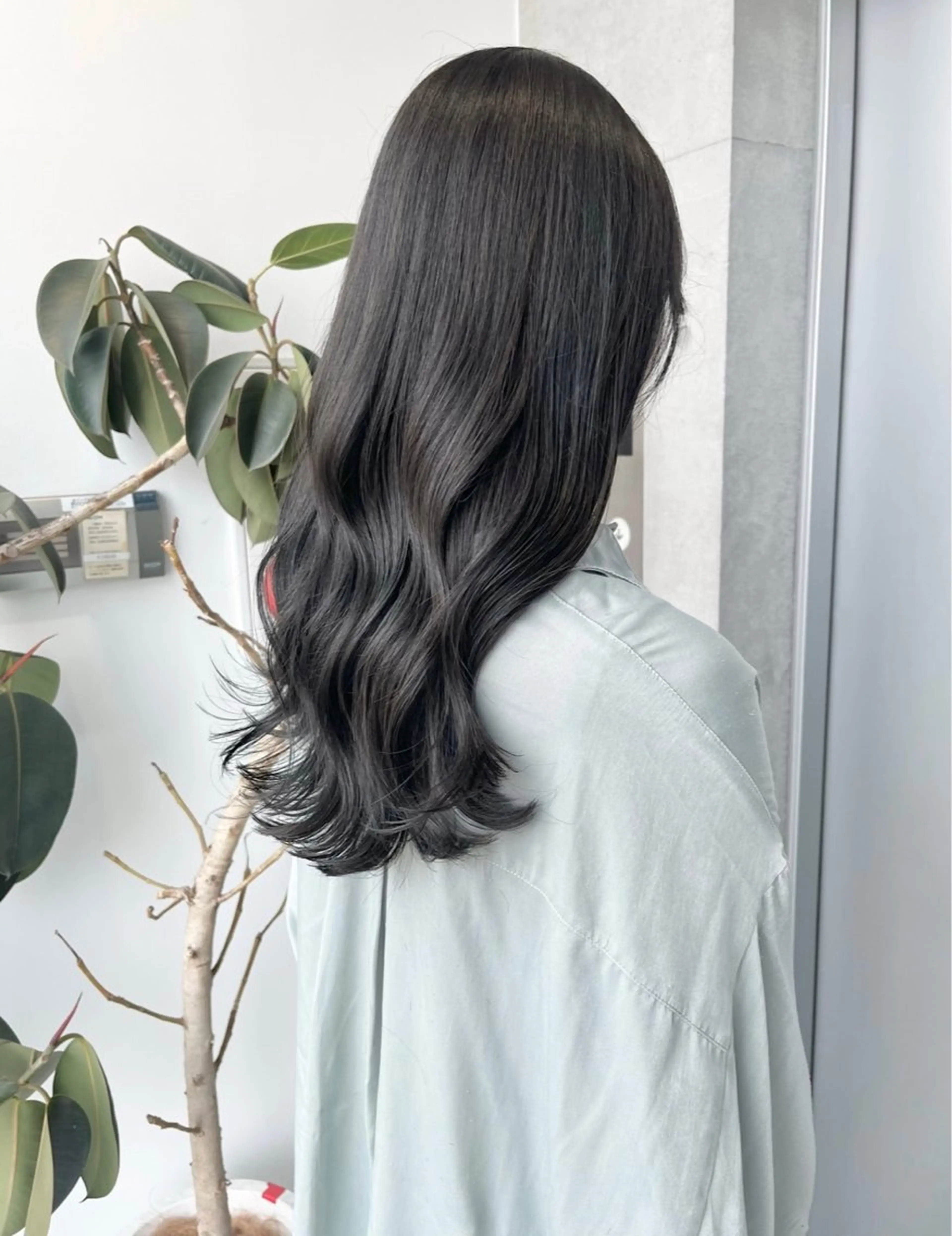 カラー パーマ ヘアアレンジ カット ヘアカラー トリートメント ヘッドスパ ヘアセット 透明感/オリーブ/ グレージュ/YUKAのヘアスタイル