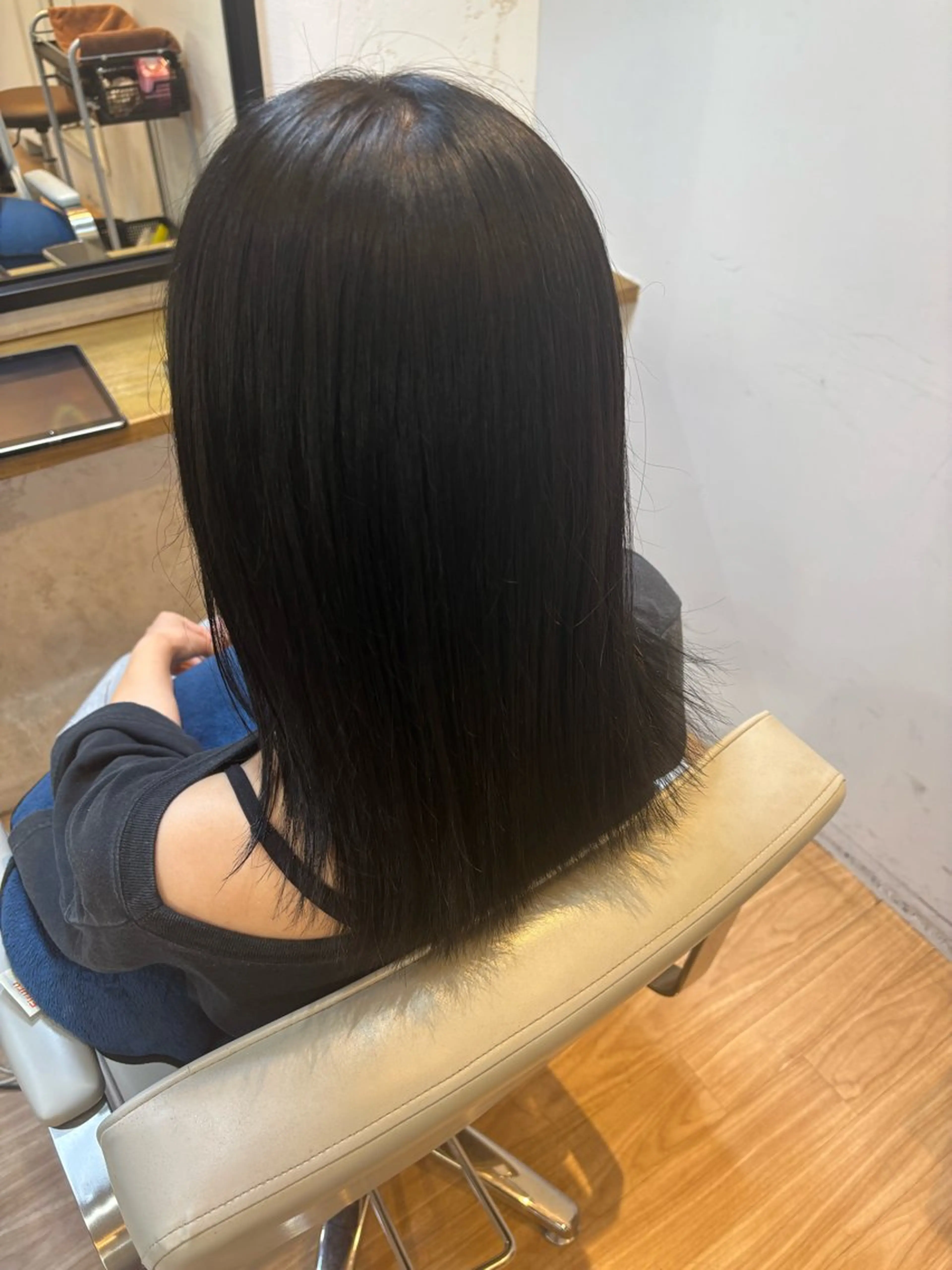 ミディアム ヘアカラー トリートメント 韓国ヘアー🇰🇷 MIWAのヘアスタイル