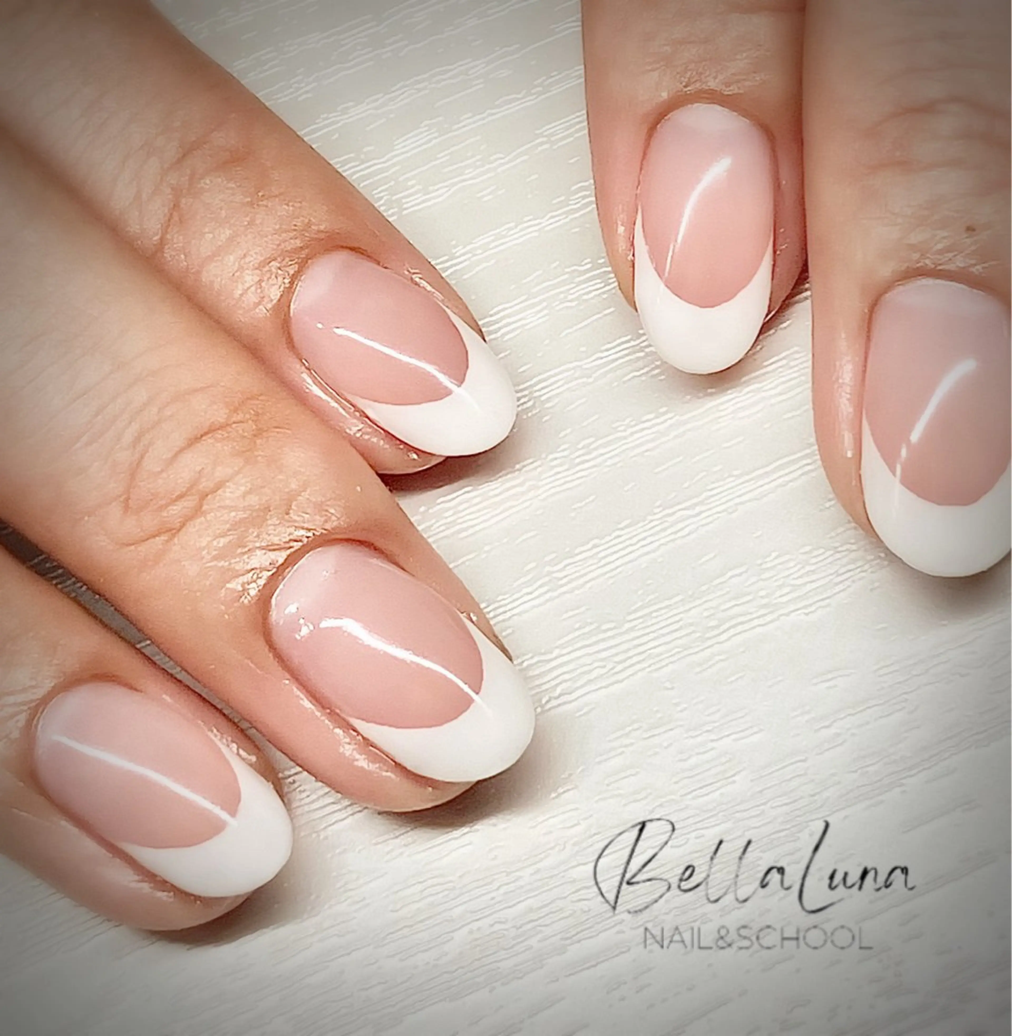 ネイル BellaLuna NAILのネイルデザイン