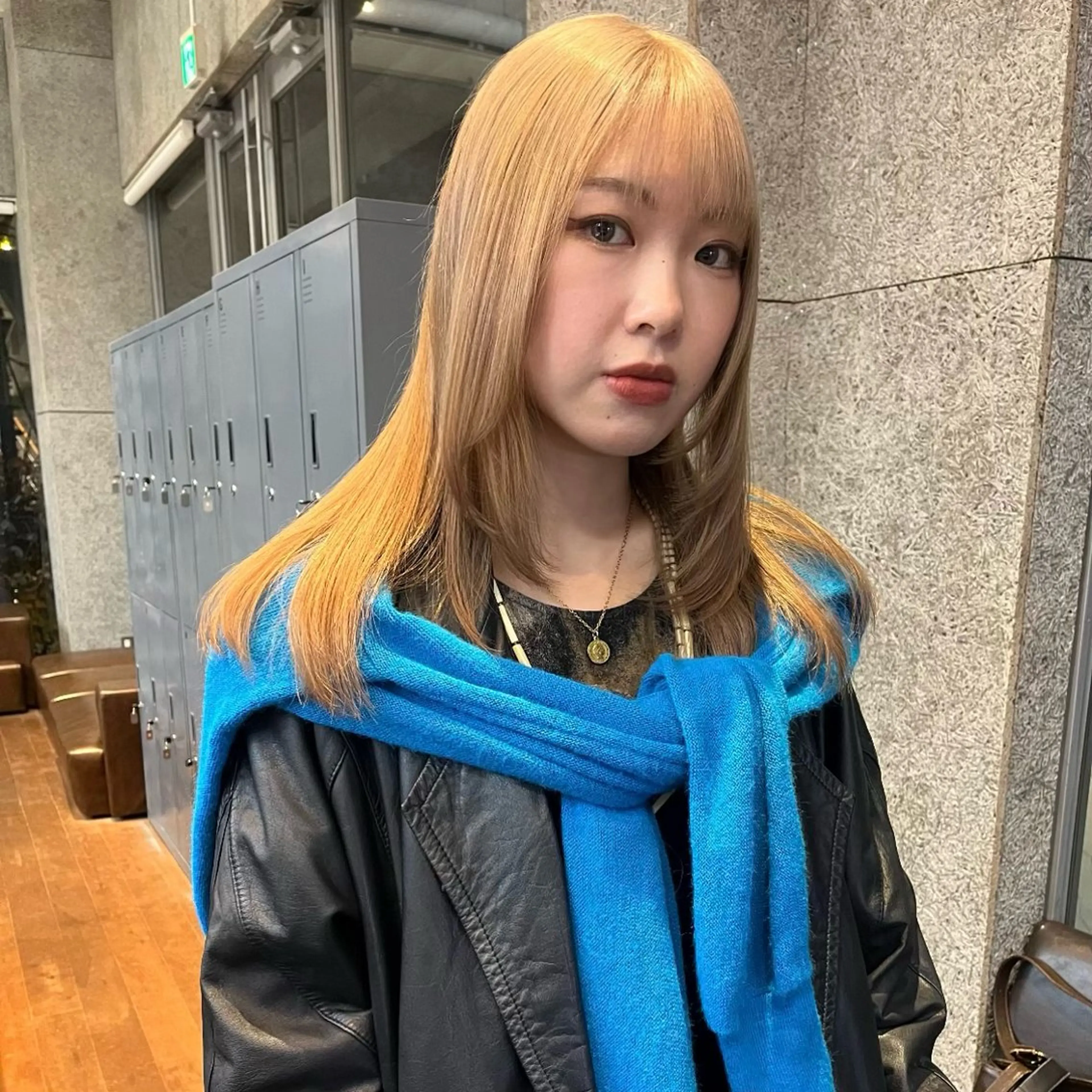 ロング カラー ヘアアレンジ ベージュカラー ブリーチ ケアブリーチ ボブハイトーン🦖 デザインMAMIのヘアスタイル