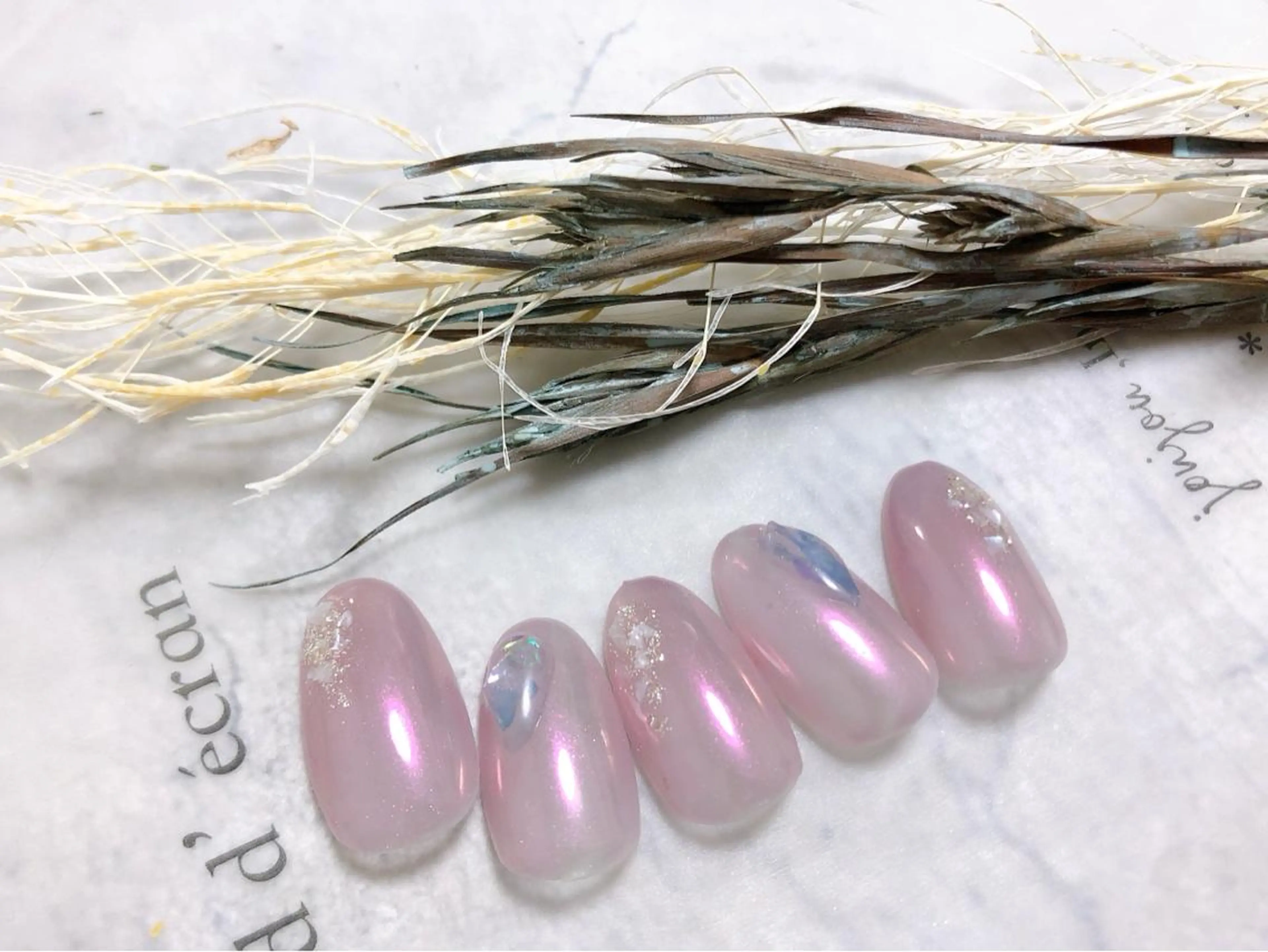 ネイル mogunail &blowのネイルデザイン