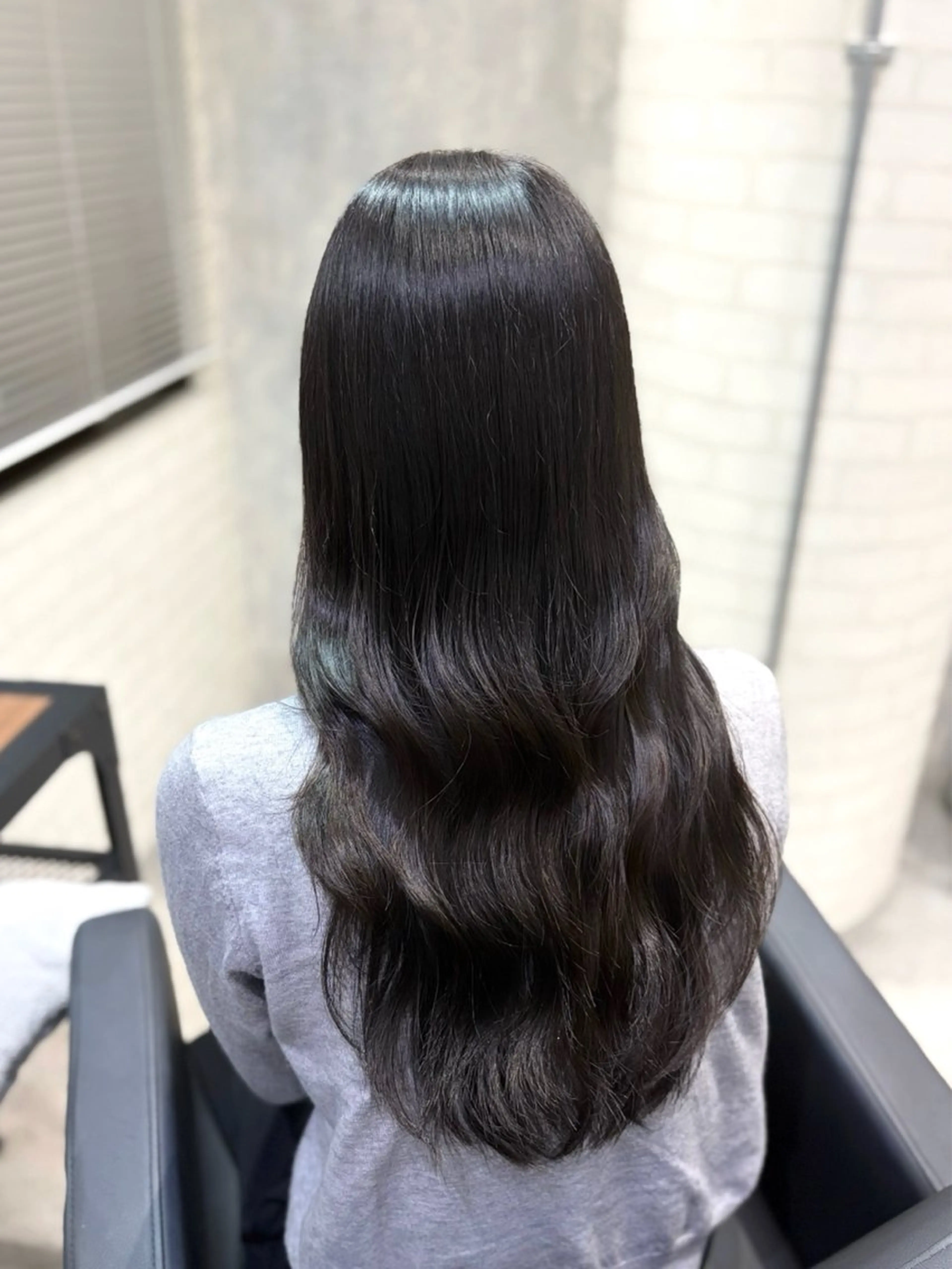 ロング カラー 透明感カラー カット ヘアカラー トリートメント shiori/透明感 /顔周り/髪質改善のヘアスタイル