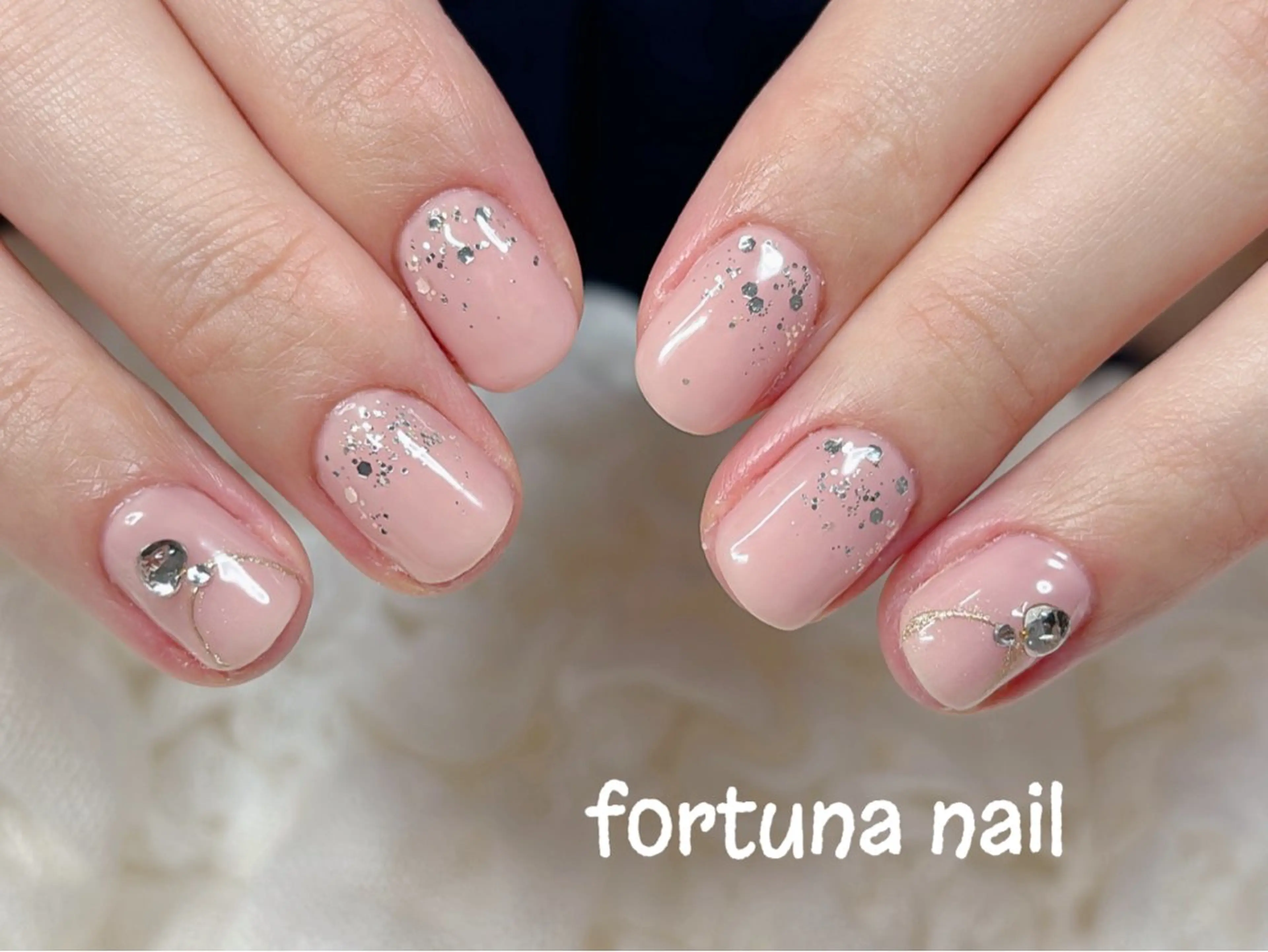 ネイル ハンドネイル ハンドケア Nail •Head スパFortunaのネイルデザイン