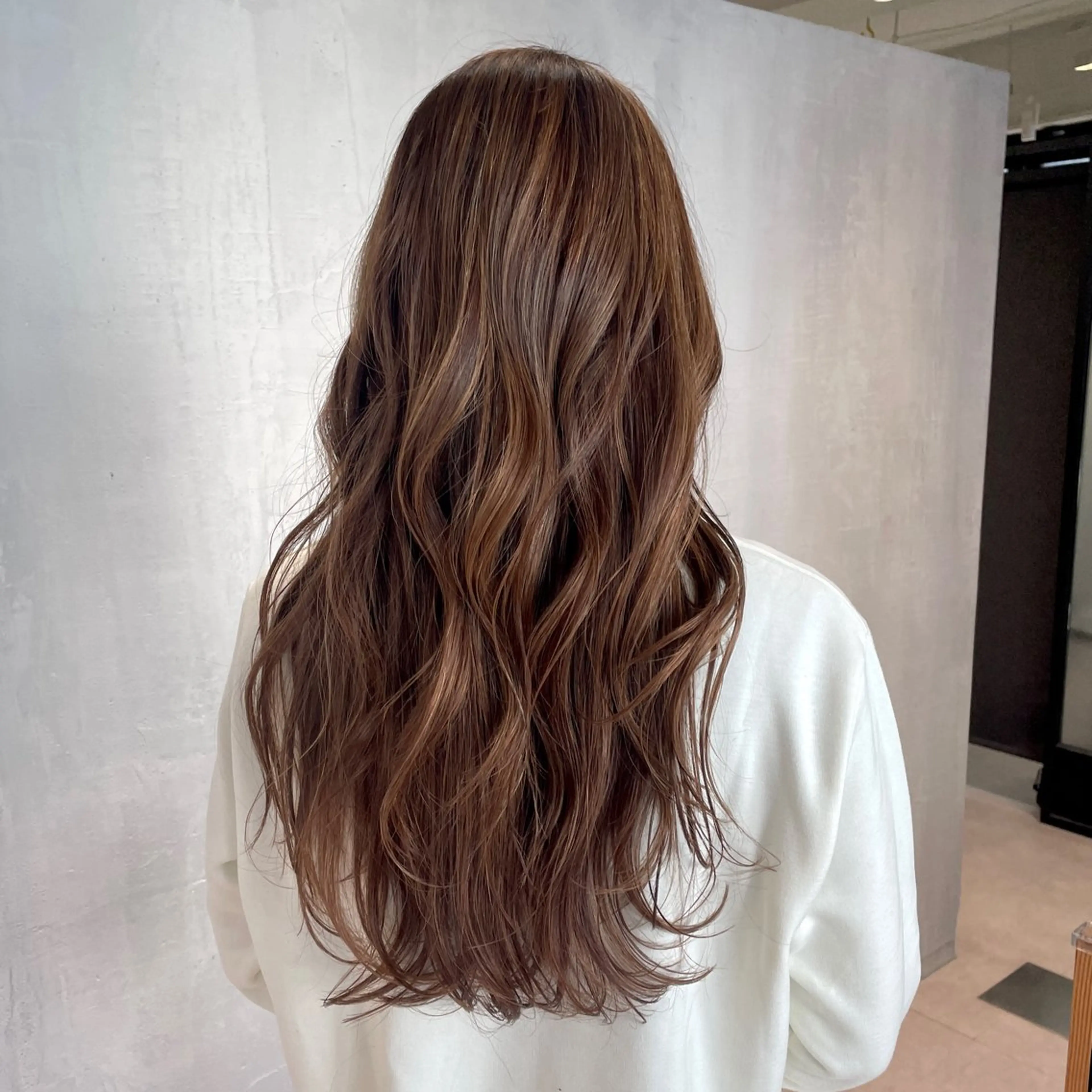 ロング カラー ハイライトカラー ハイトーンカラー ハイライト ロング カット ヘアカラー DX SHARE SALON所属・matka白髪ぼかし 大人ヘア/KEIKOのヘアスタイル