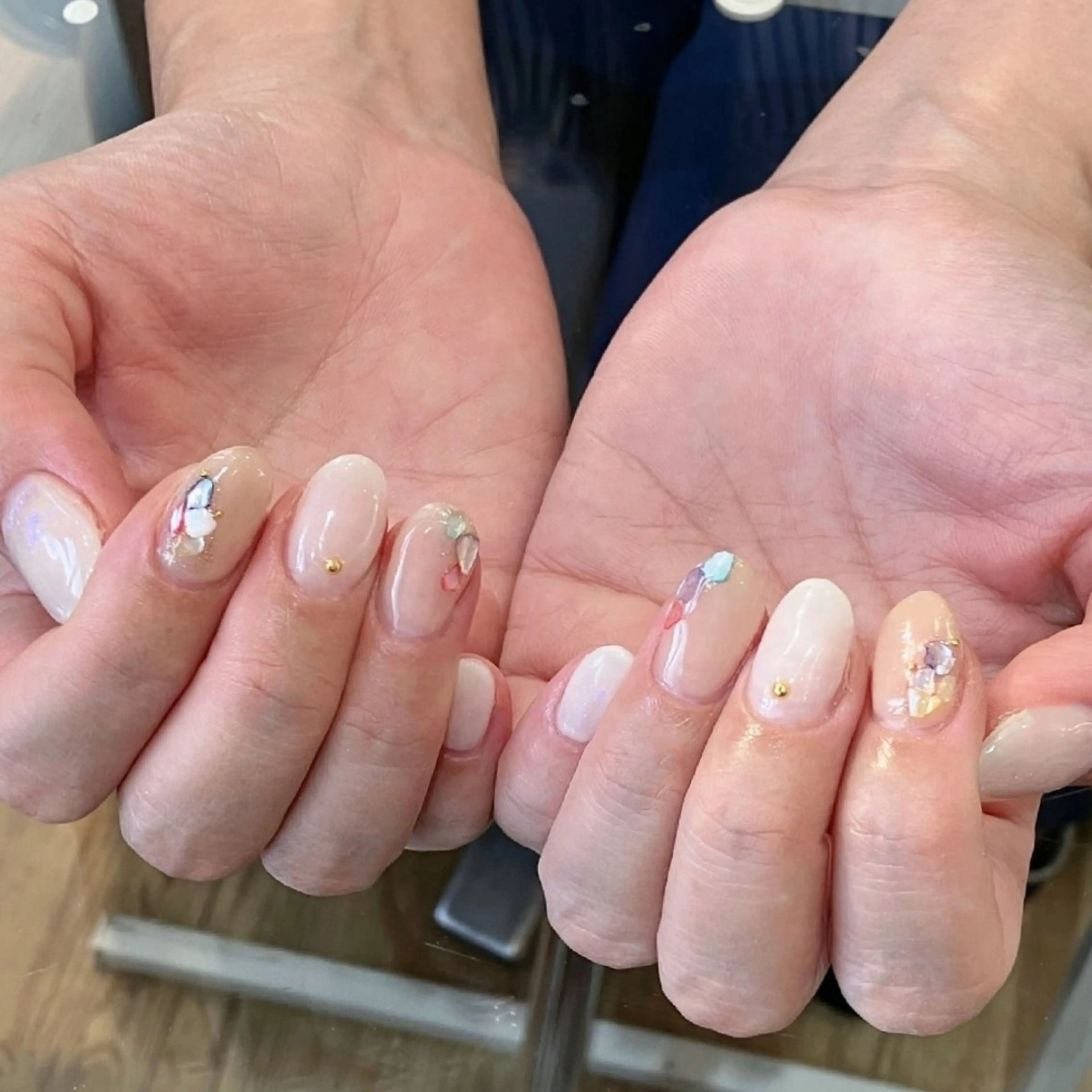 ネイル シンプルネイル 夏ネイル ハンドネイル felicita fumi🩷のネイルデザイン