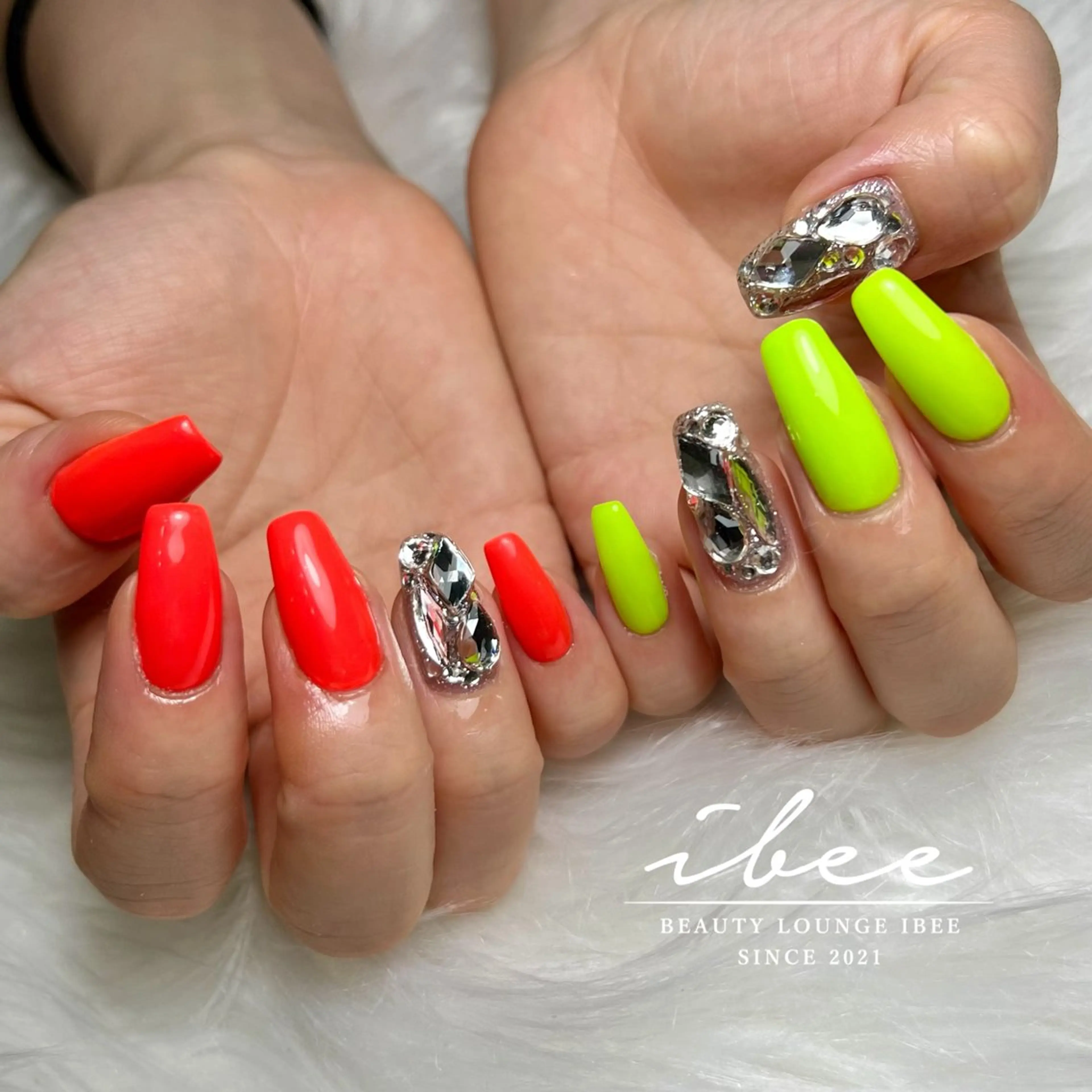 ネイル ibee nail 🤍yumiのネイルデザイン