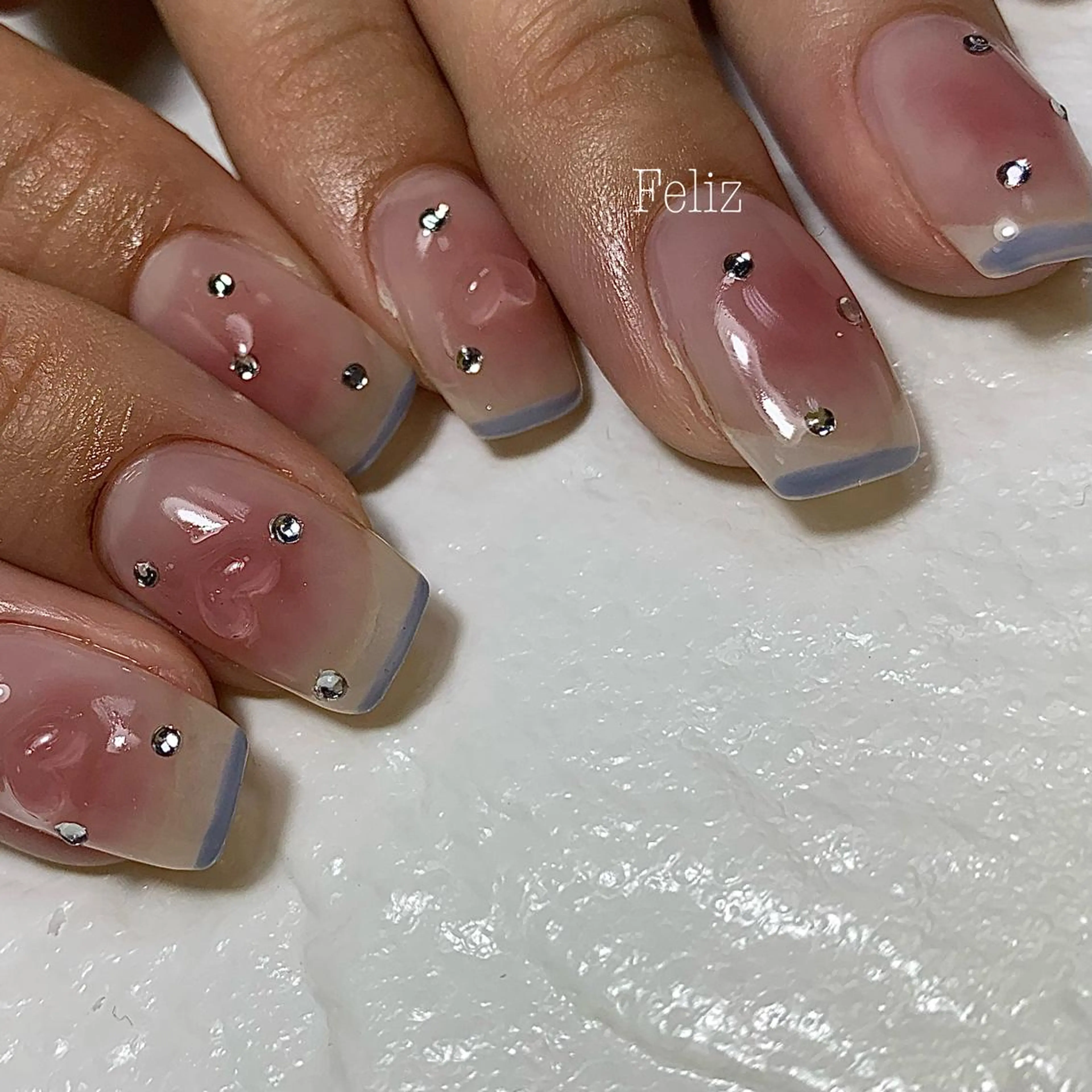 ネイル ハンドネイル ハンドケア Feliz 楽しいネイルサロンのネイルデザイン