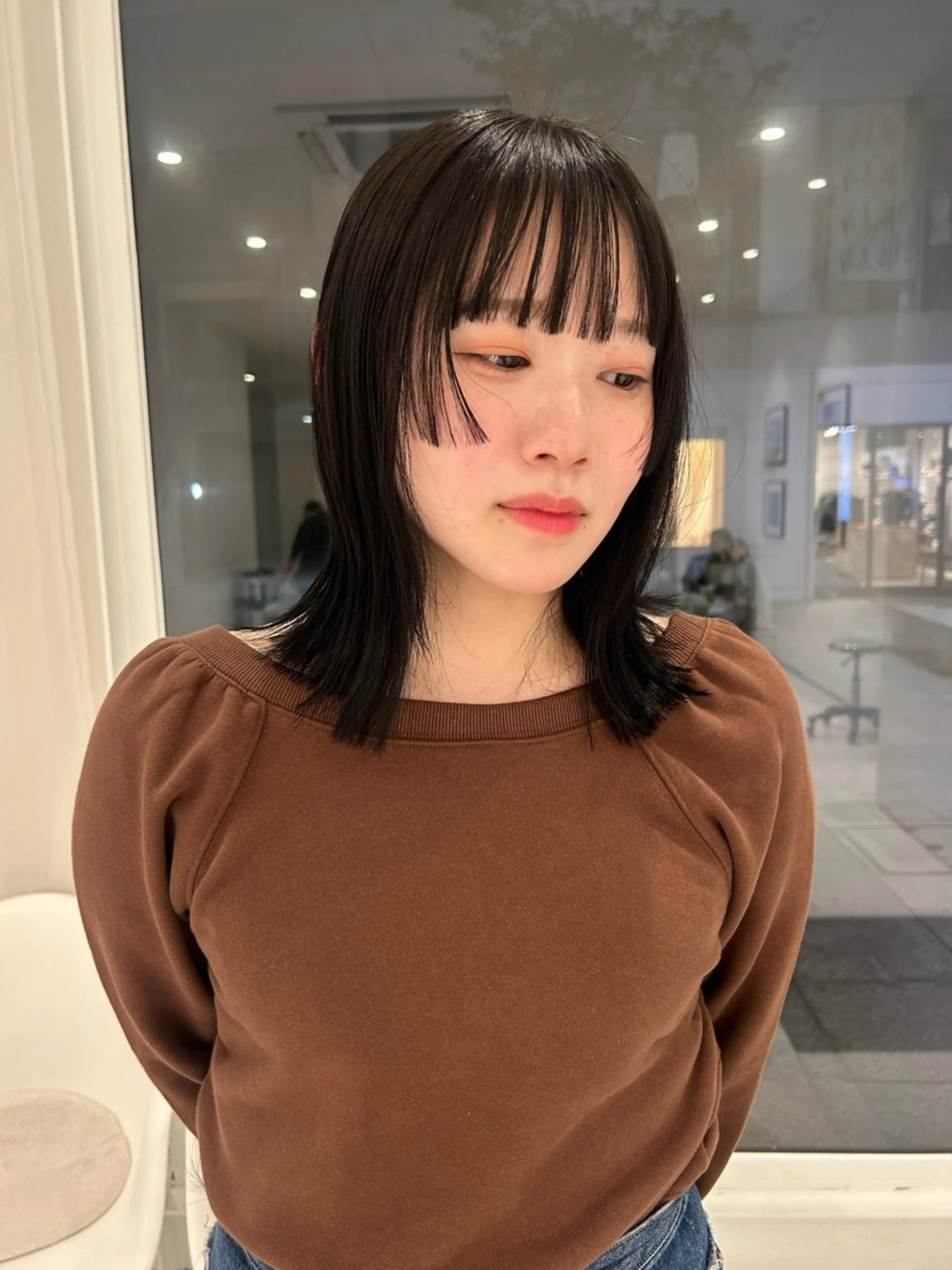 ミディアム カット cono noughtのヘアスタイル