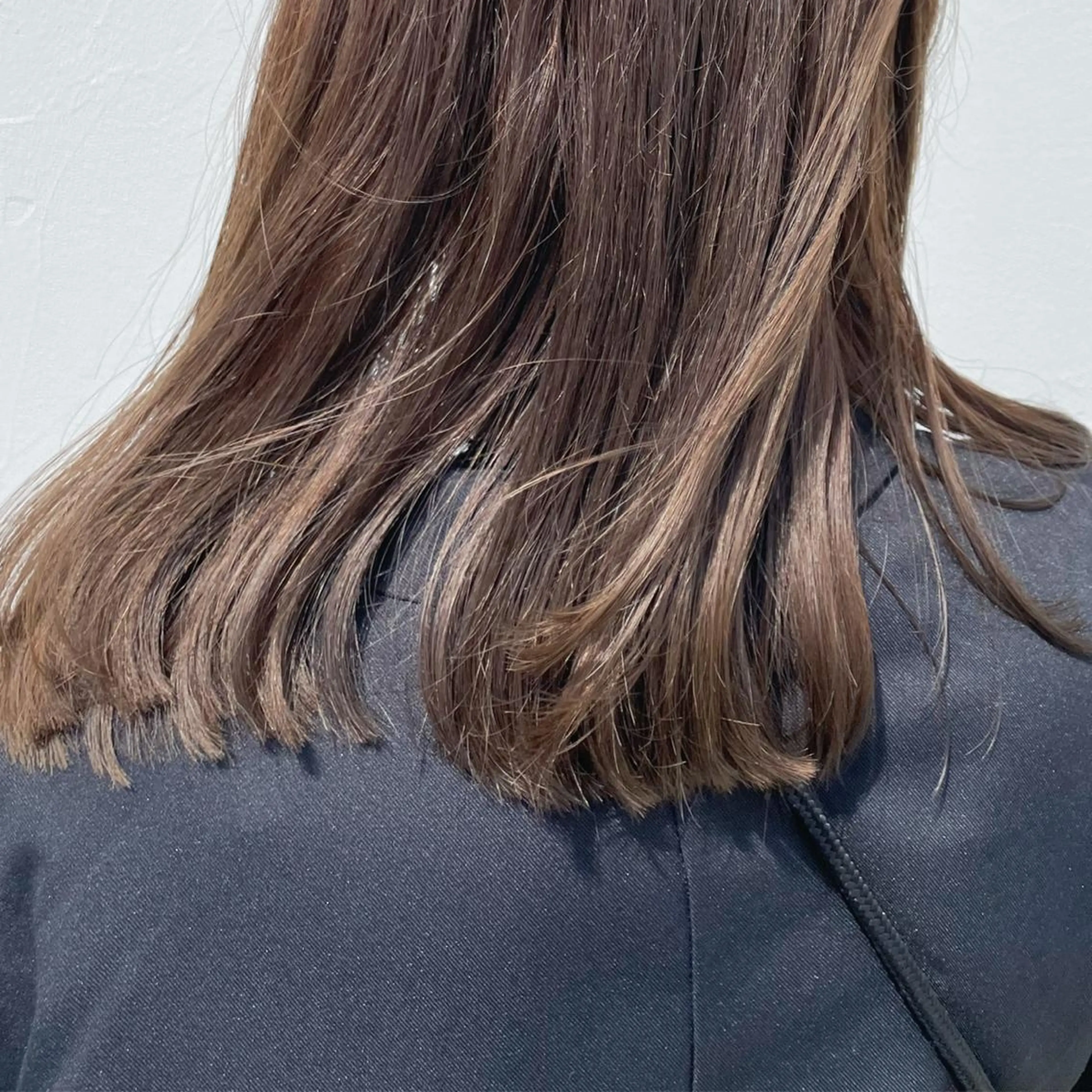 セミロング カラー mir MIYUのヘアスタイル