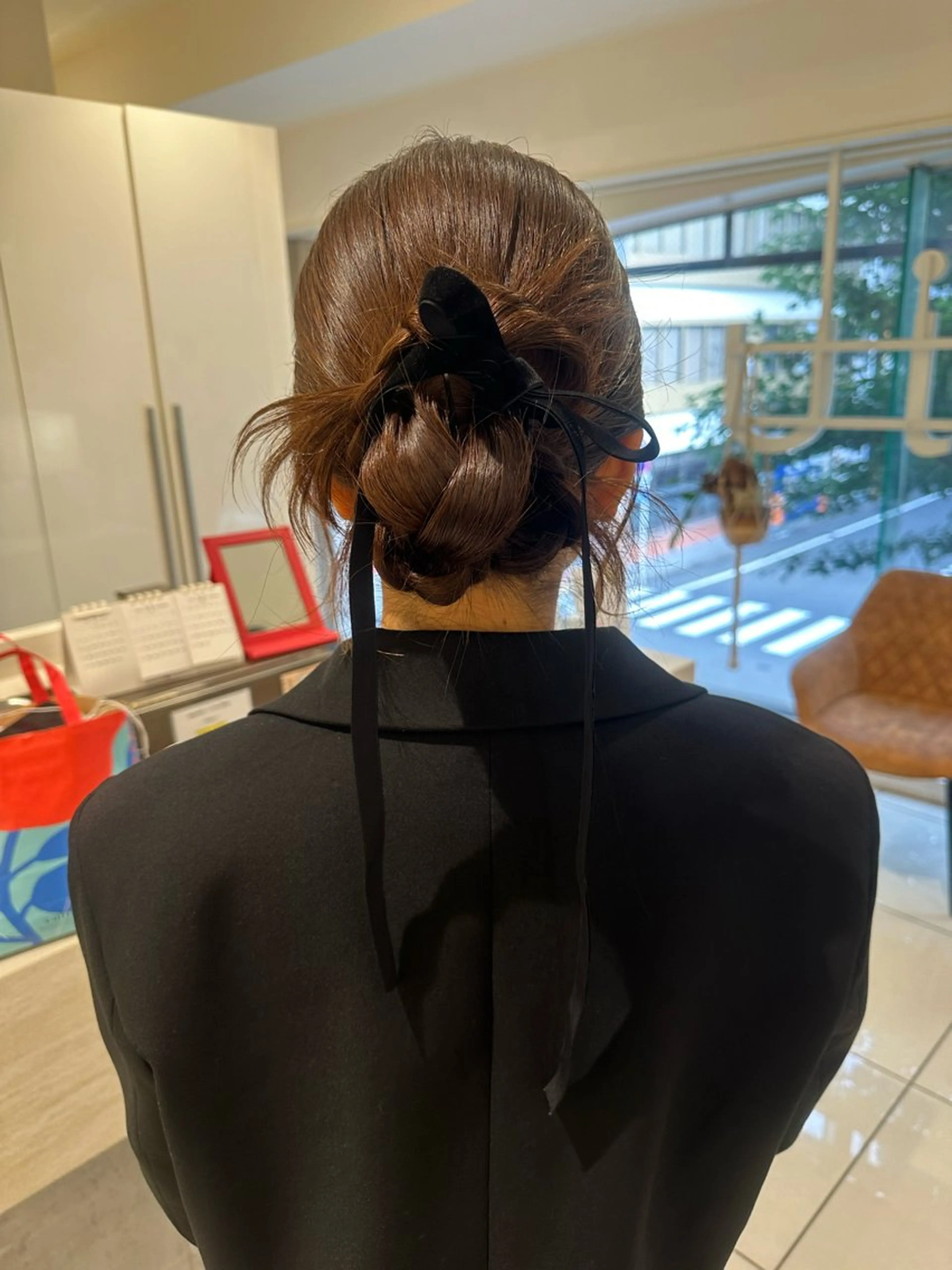 ロング カラー ヘアアレンジ タイトボブ個性派カラ ーAKANEのヘアスタイル