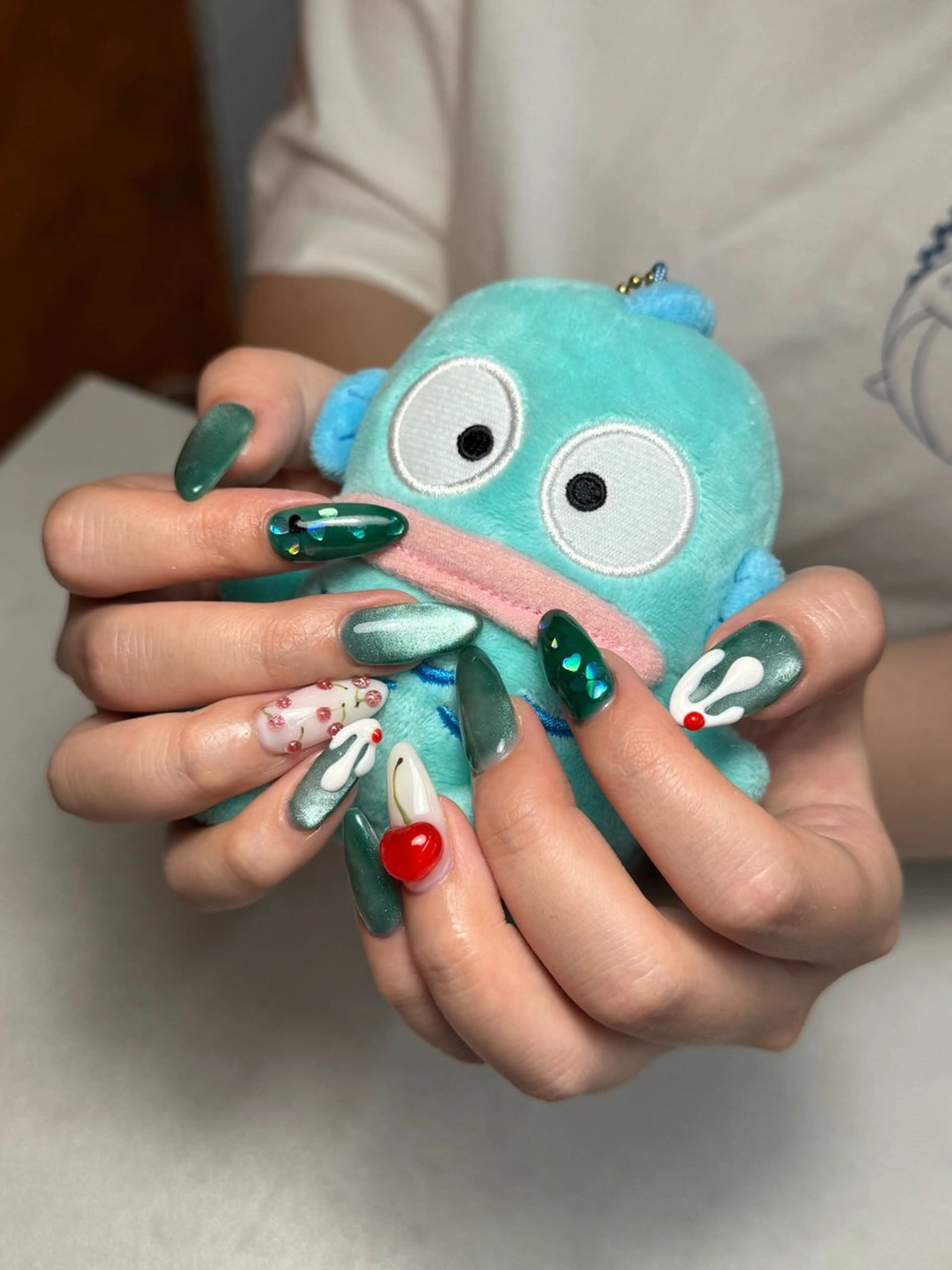 ネイル 🐈‍⬛ Minamiのネイルデザイン